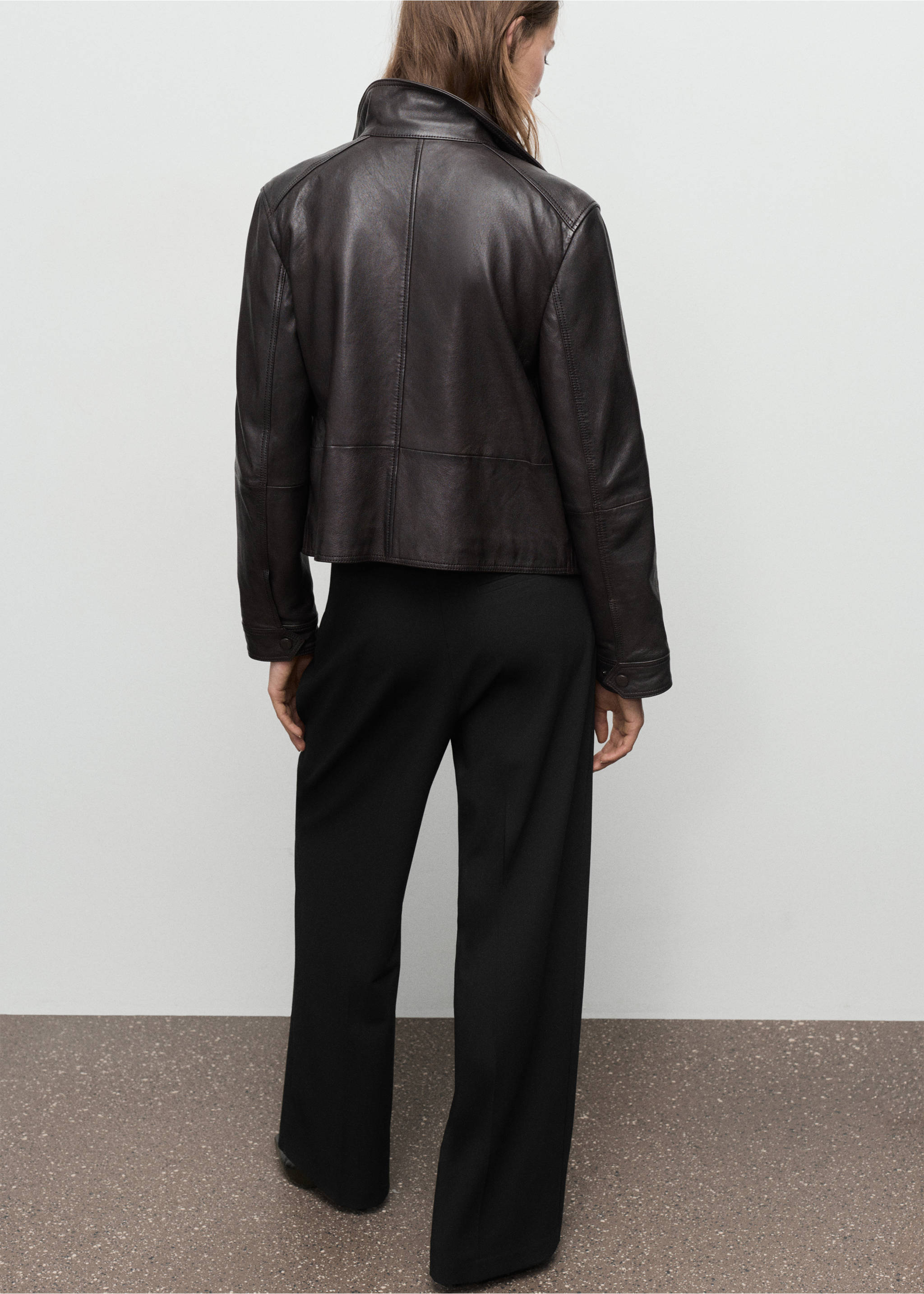 Wide leg mid-rise pleated trousers - Reverse of the article, Black. Ref: 17067895-00.