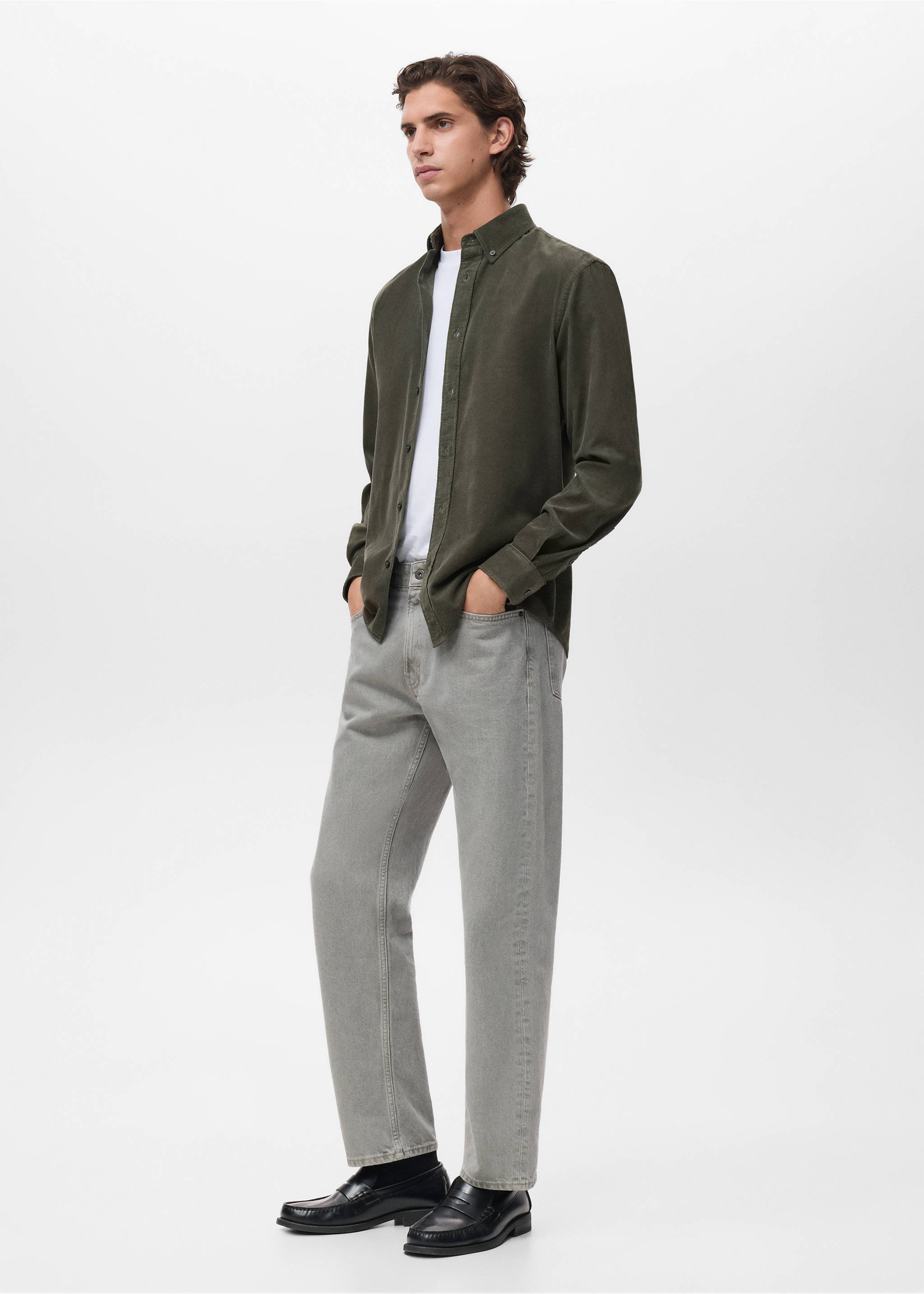 Classic-fit micro-corduroy shirt - Details of the article 2, Dark Green. Ref: 17067899-00.