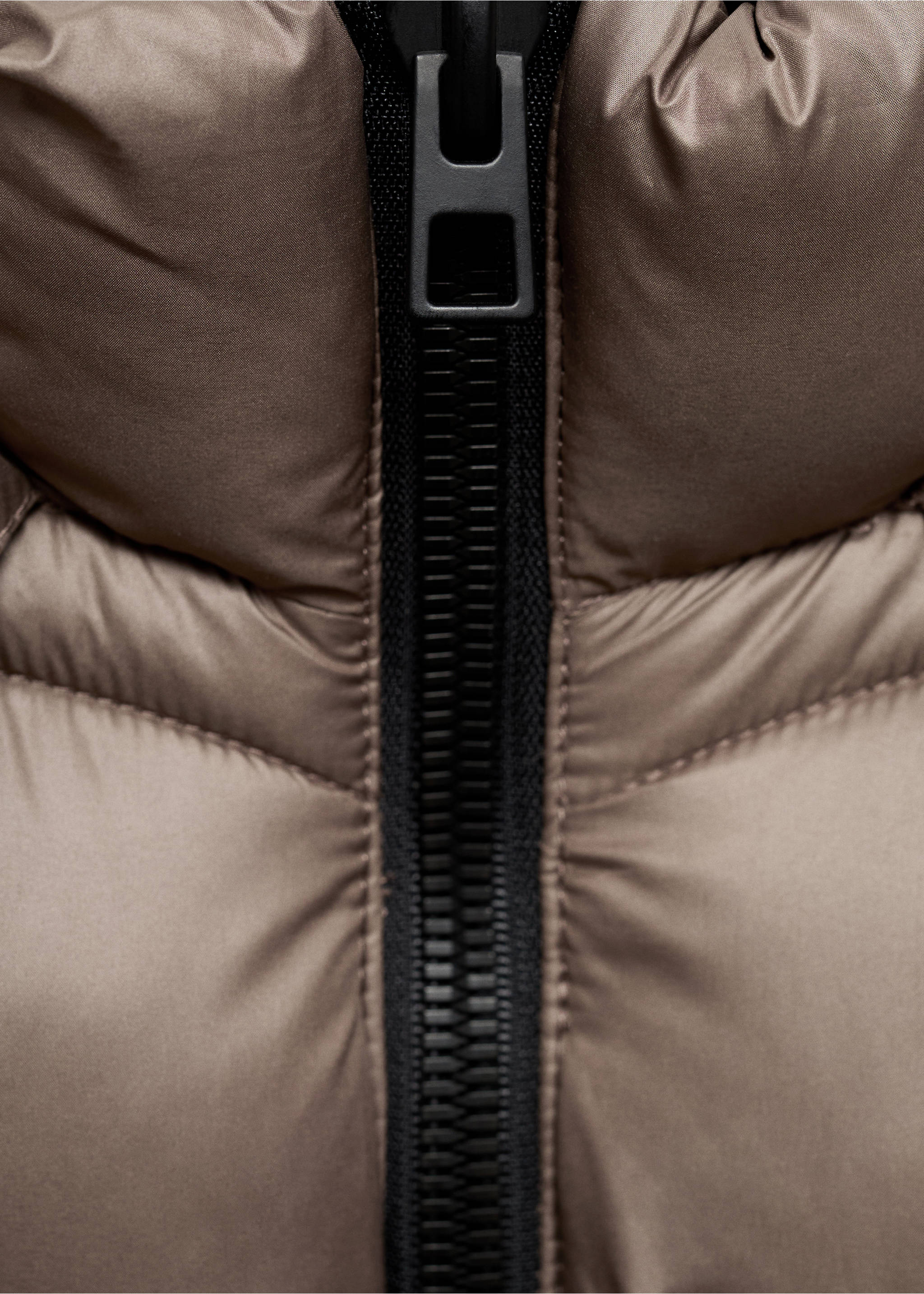 Midi quilted anorak with hood - Details of the article 0, Medium Brown. Ref: 17068265-00.