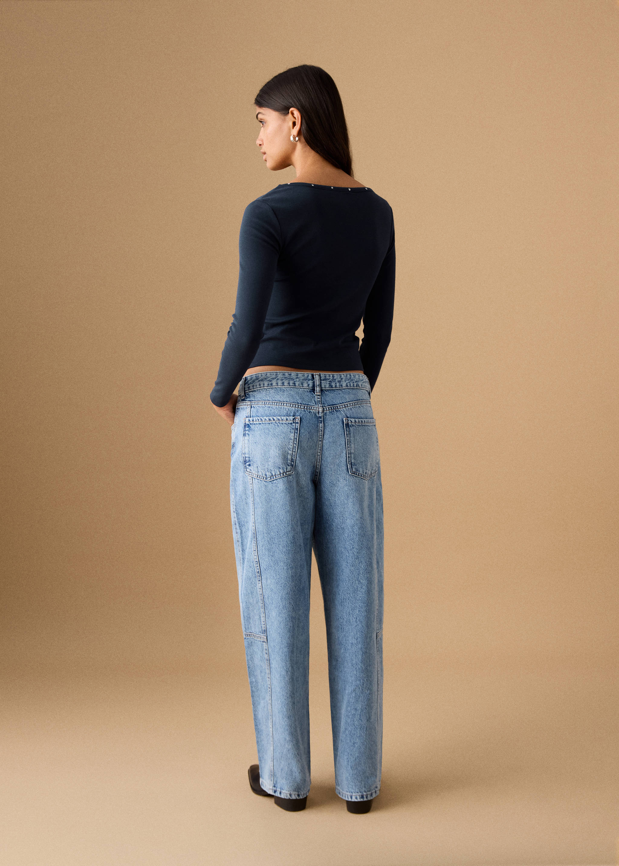 Mid-rise balloon jeans - Reverse of the article
