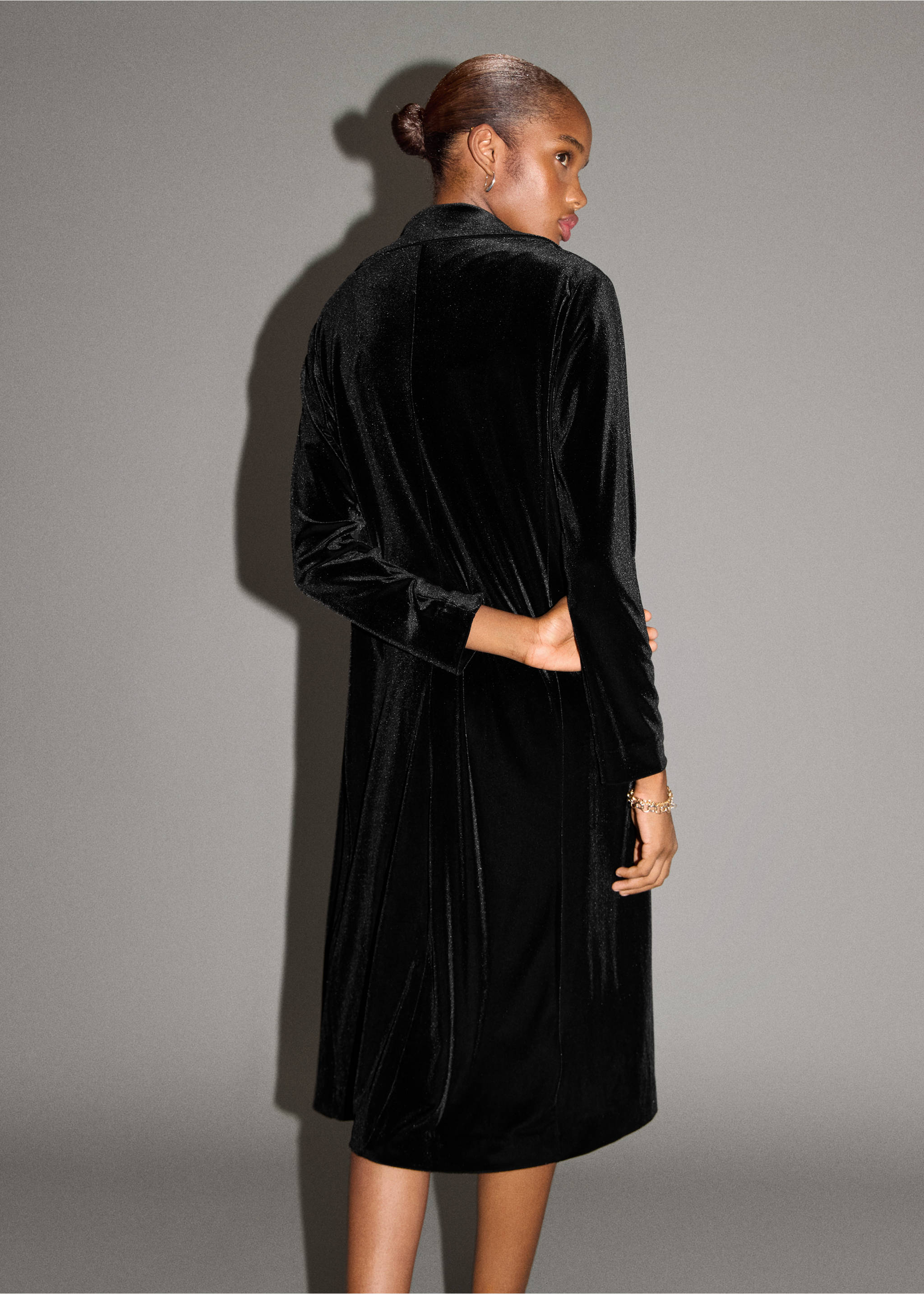 Long velvet jacket - Reverse of the article, Black. Ref: 17068284-00.