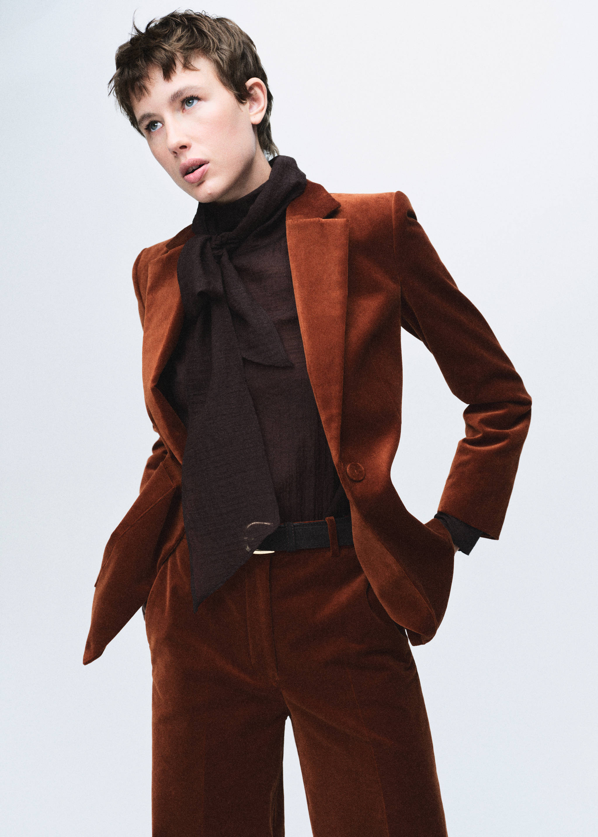 Blazer costume velours à poches - Détail de l'article 3