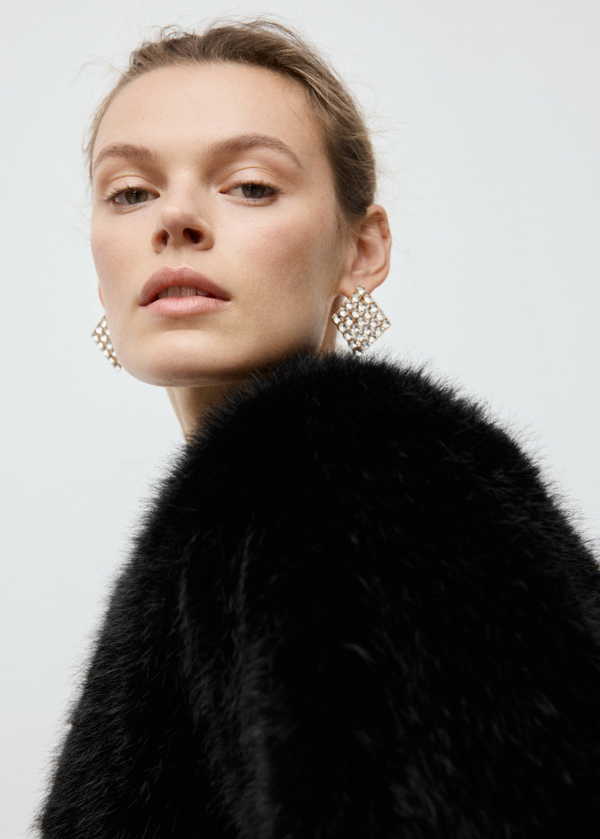 Faux-fur cropped jacket - Details of the article 1