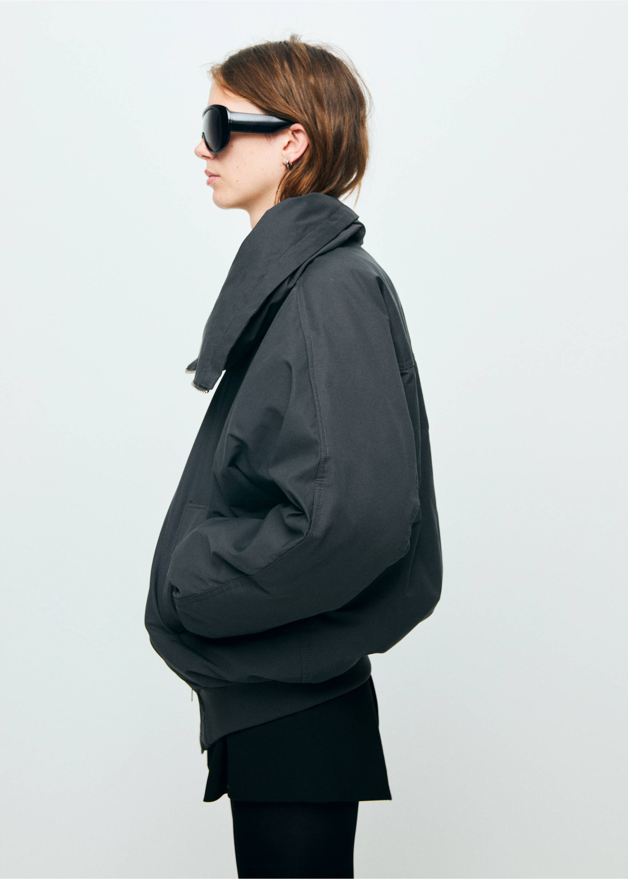 Funnel-neck bomber jacket - Details of the article 3, Grey. Ref: 17069102-00.