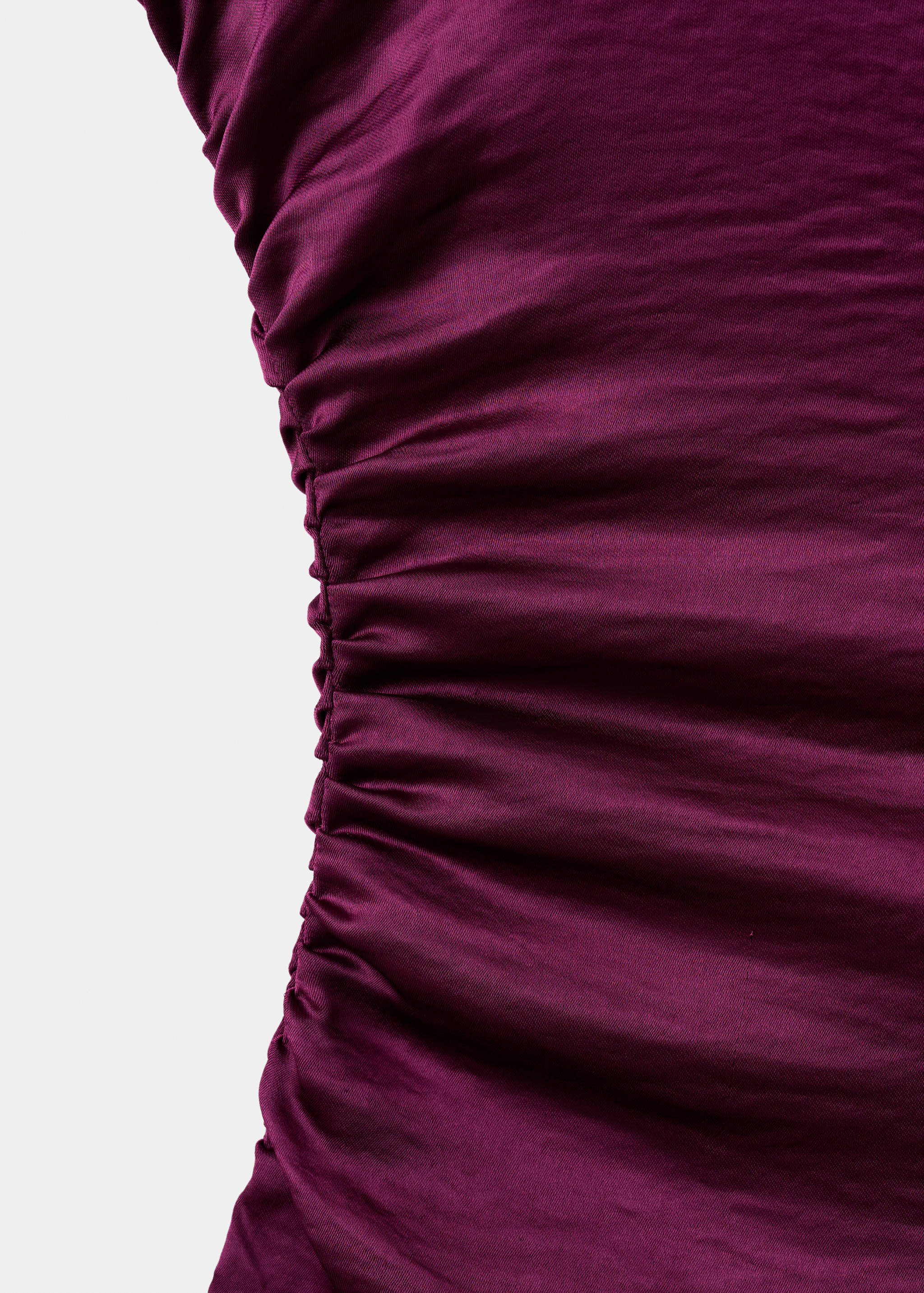 Satin-Kleid mit Knittereffekt - Detail des Artikels 0