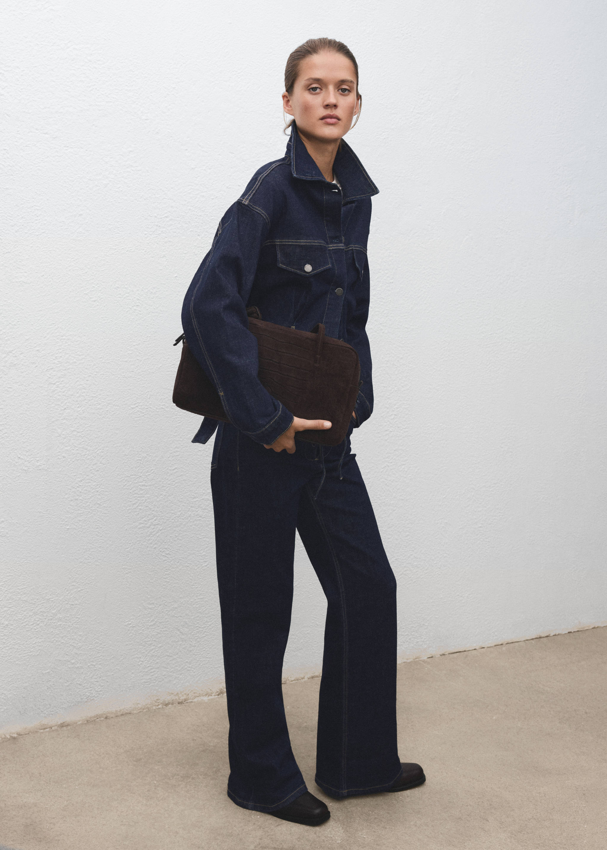 Fitted denim jacket with pockets - General plane