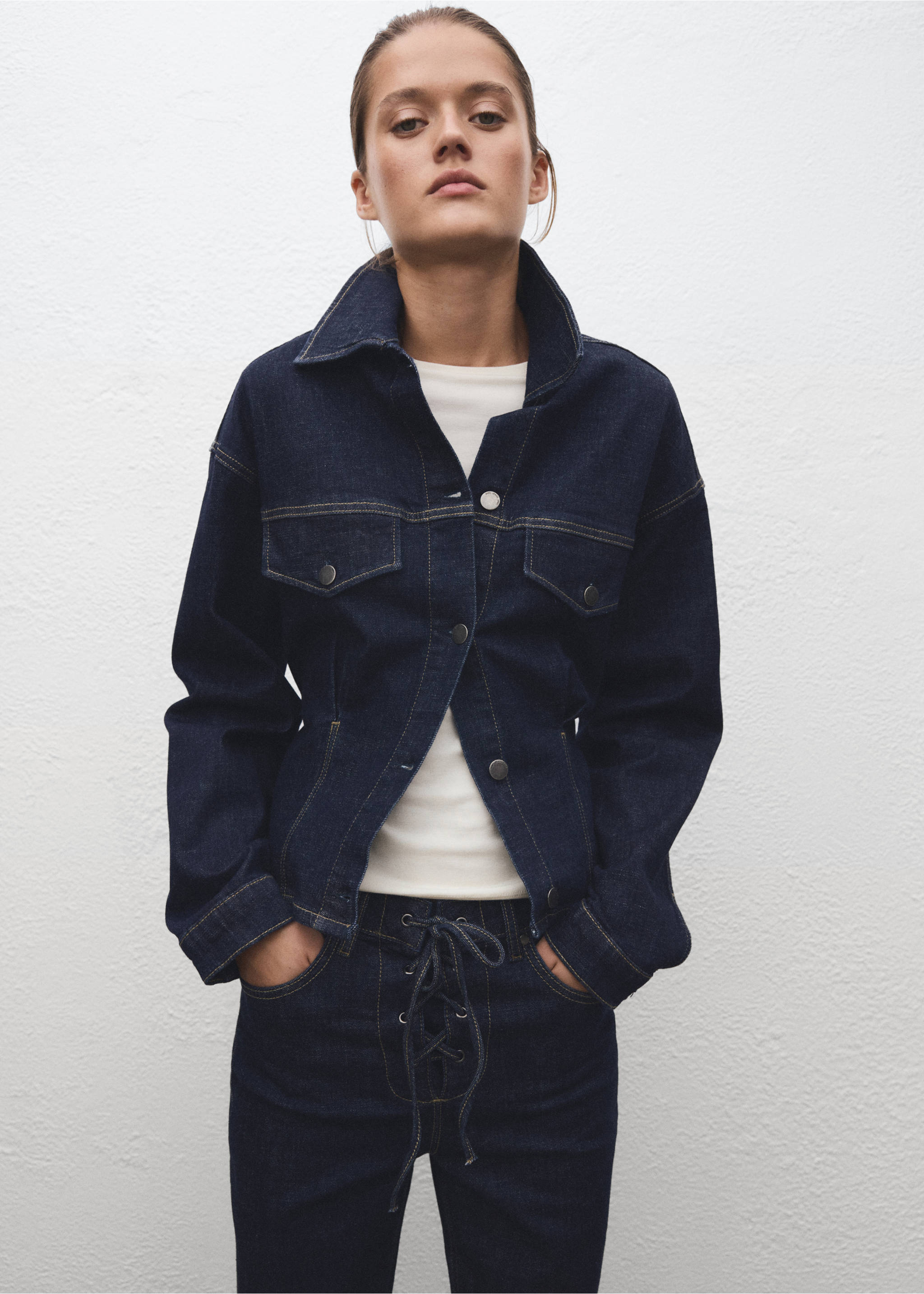 Fitted denim jacket with pockets - Medium plane, Open Blue. Ref: 17069119-00.