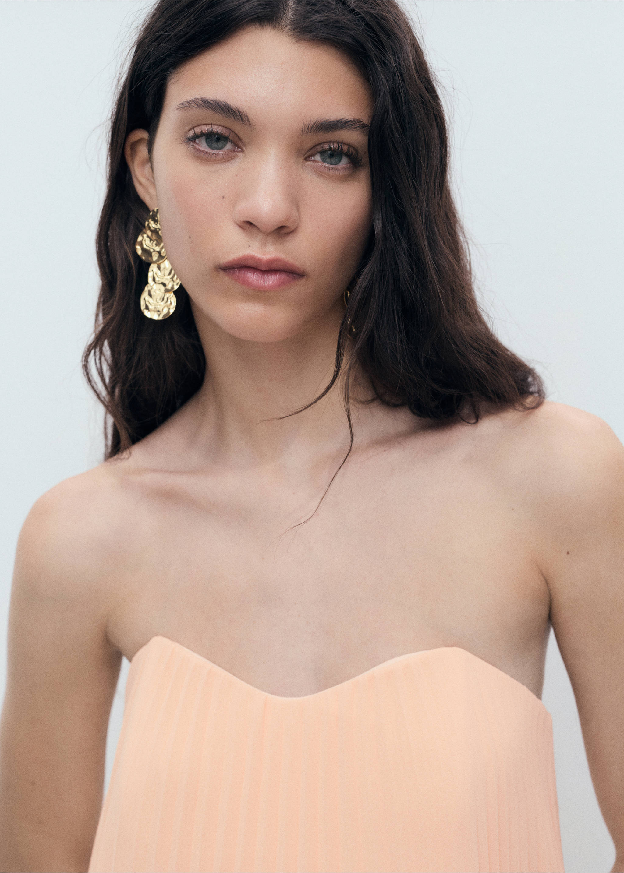 Strapless pleated dress - Details of the article 1, Coral Red. Ref: 17071123-00.