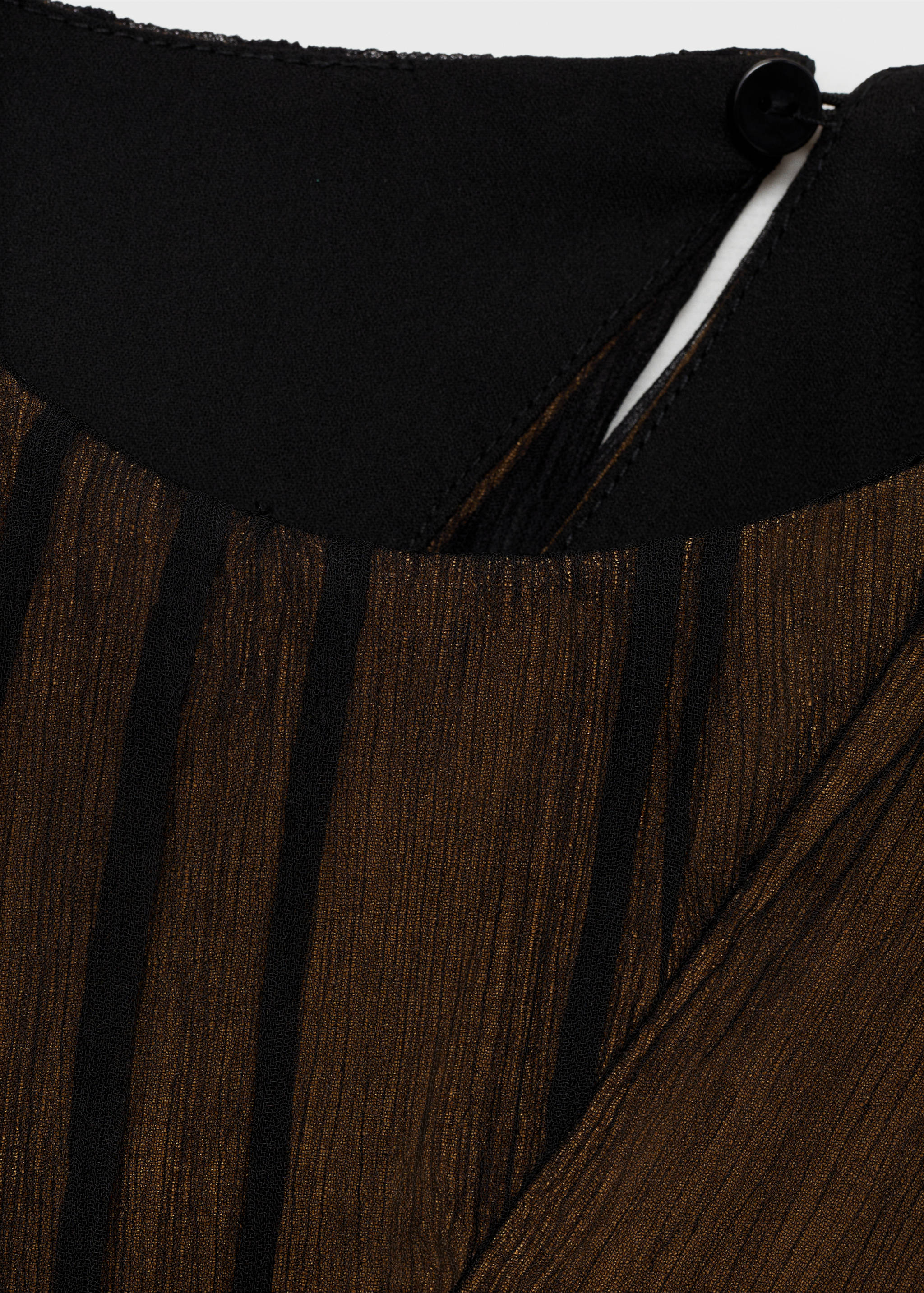 Contrasting textured dress - Details of the article 0, Black. Ref: 17071124-00.