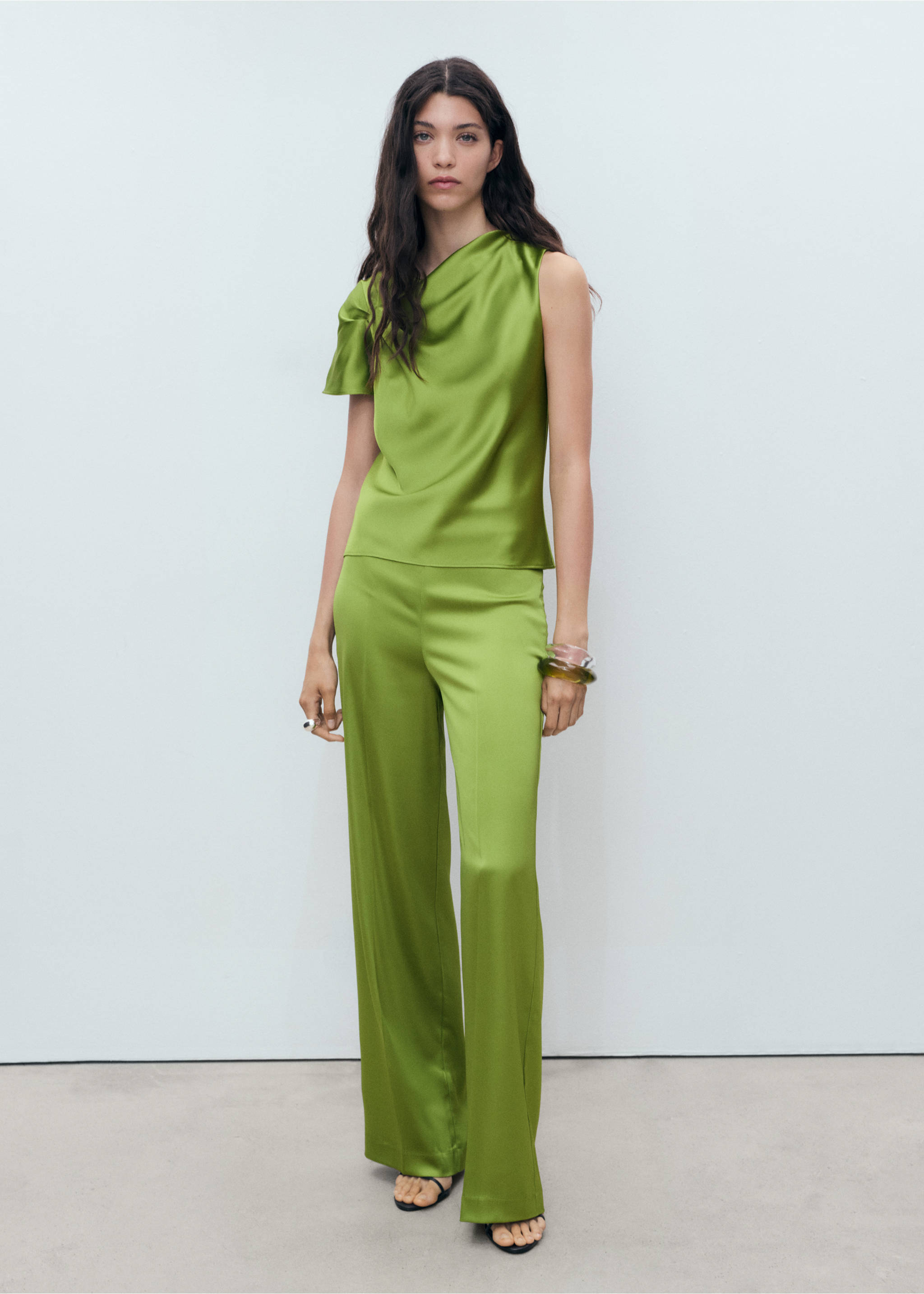 Satin shirt with draped detail - General plane, Green. Ref: 17071125-00.