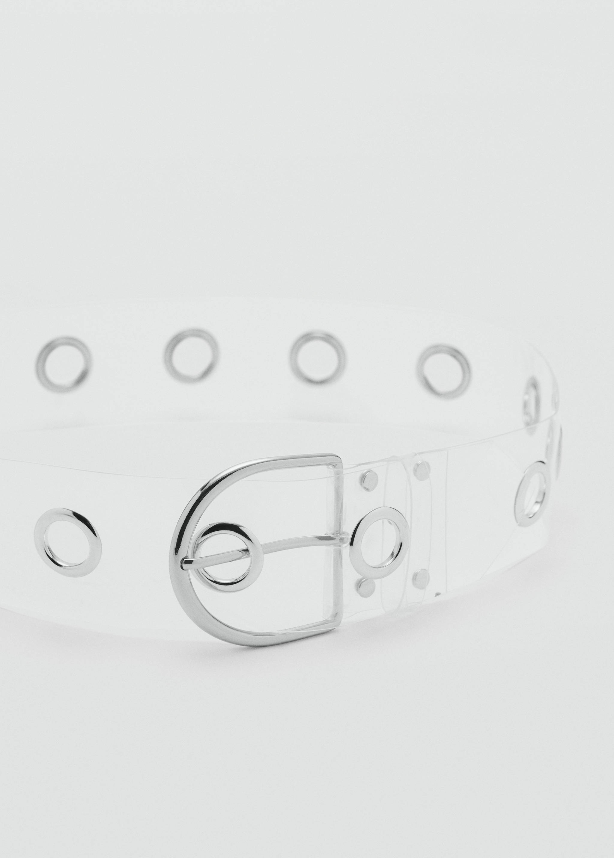 Cinto de vinil recortado - Plano médio