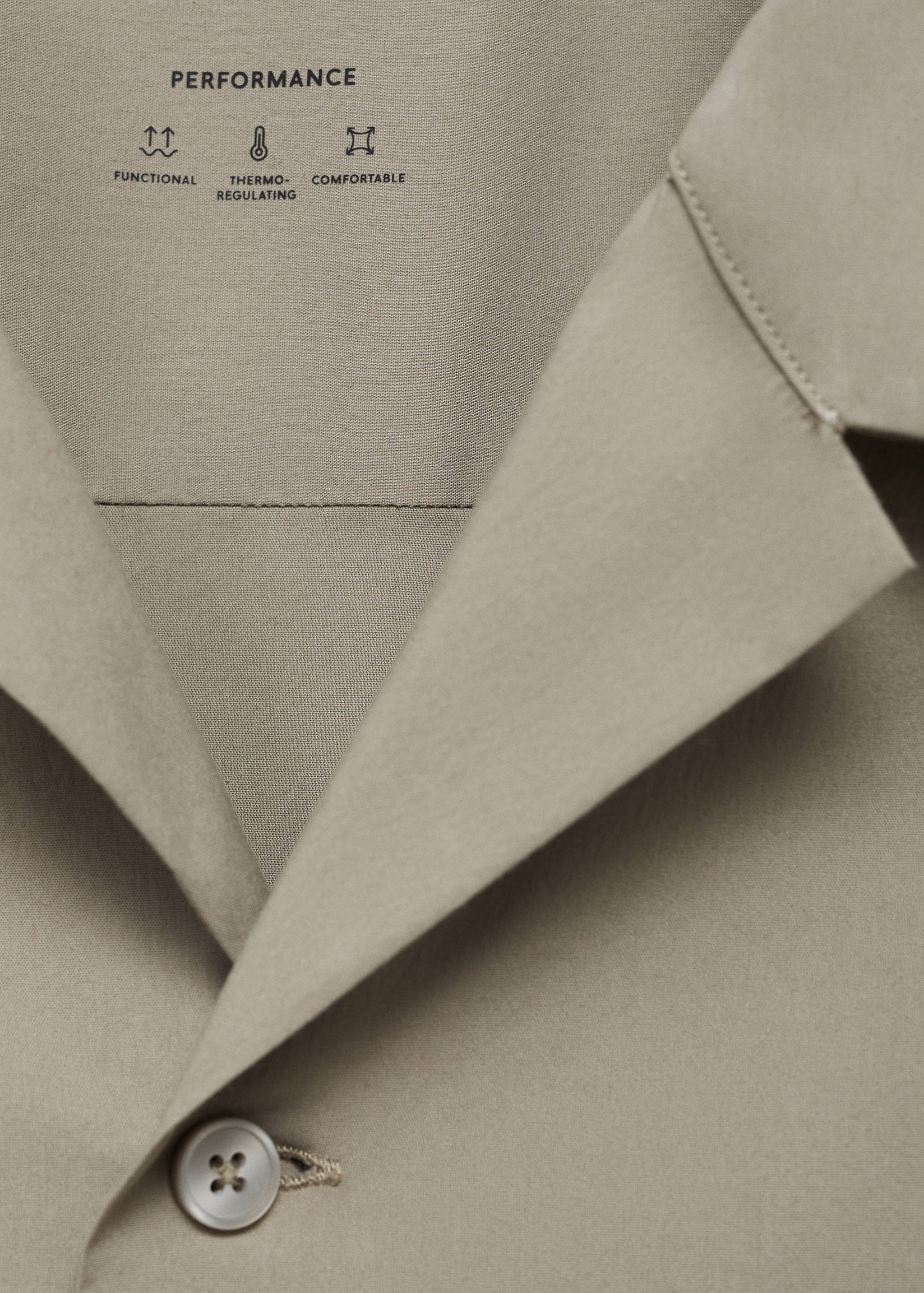 Shirt with pockets and bowling collar - Details of the article 8