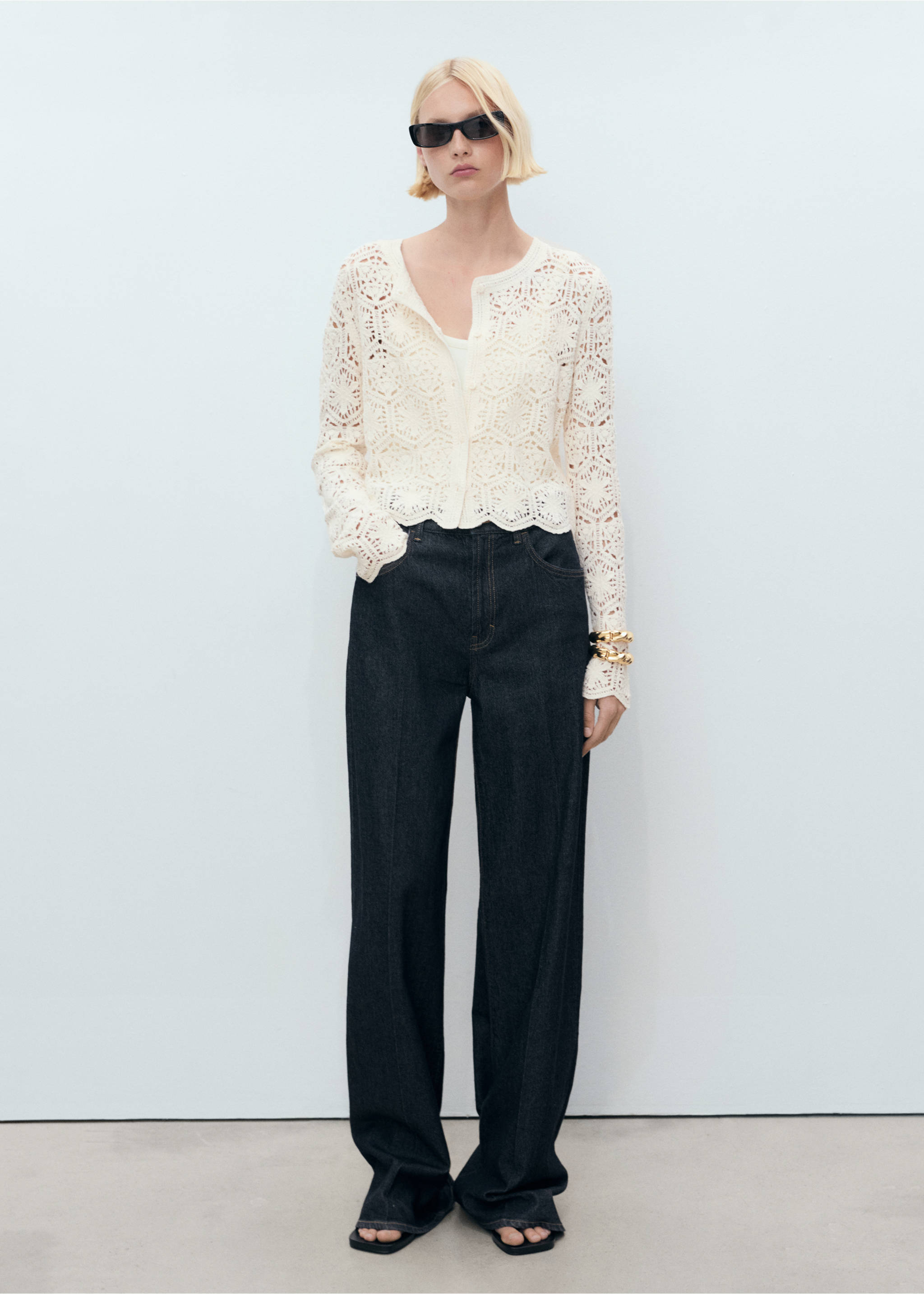 Crochet cardigan with scalloped hem - General plane, Ecru. Ref: 17071135-00.