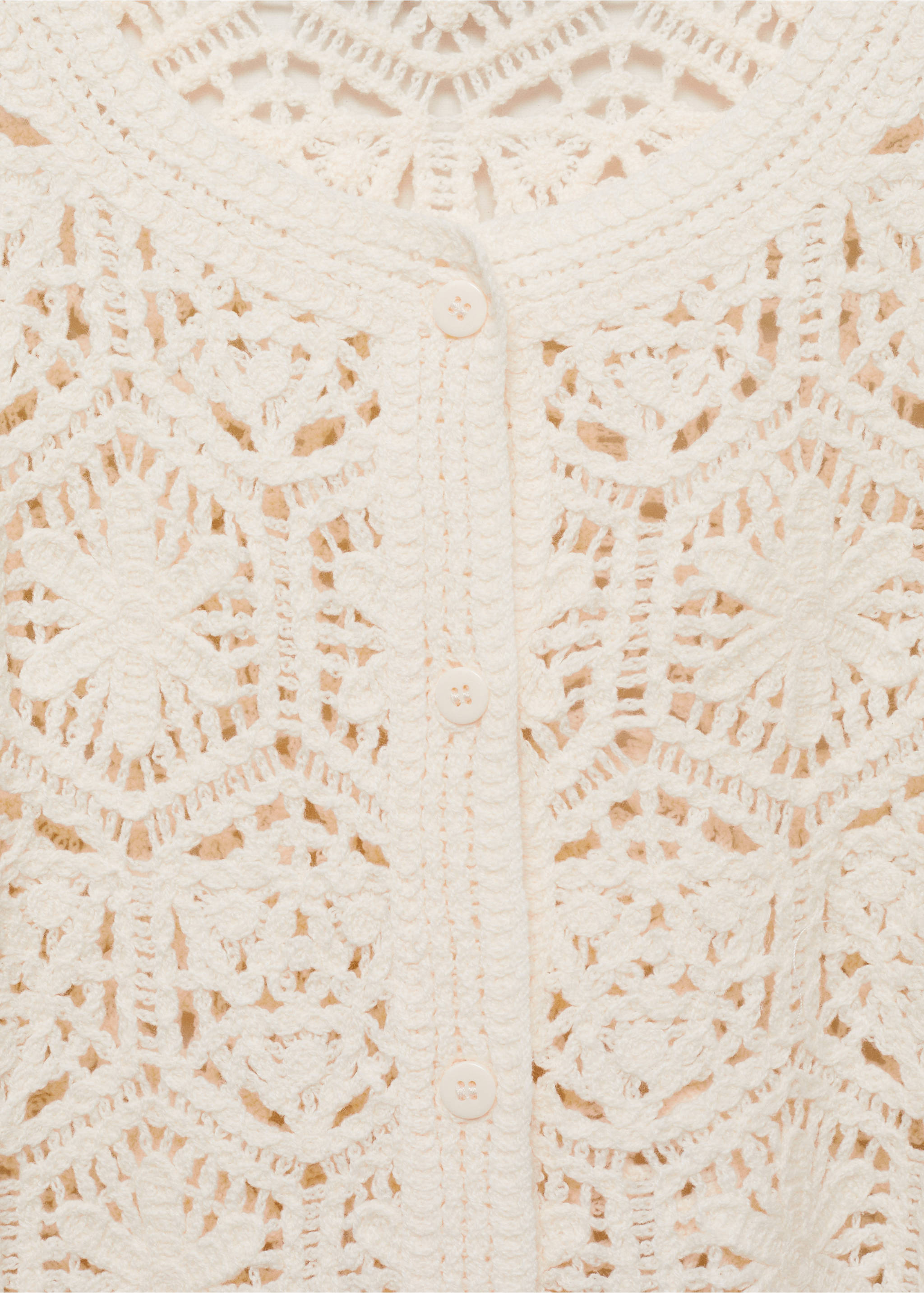 Crochet cardigan with scalloped hem - Details of the article 8, Ecru. Ref: 17071135-00.