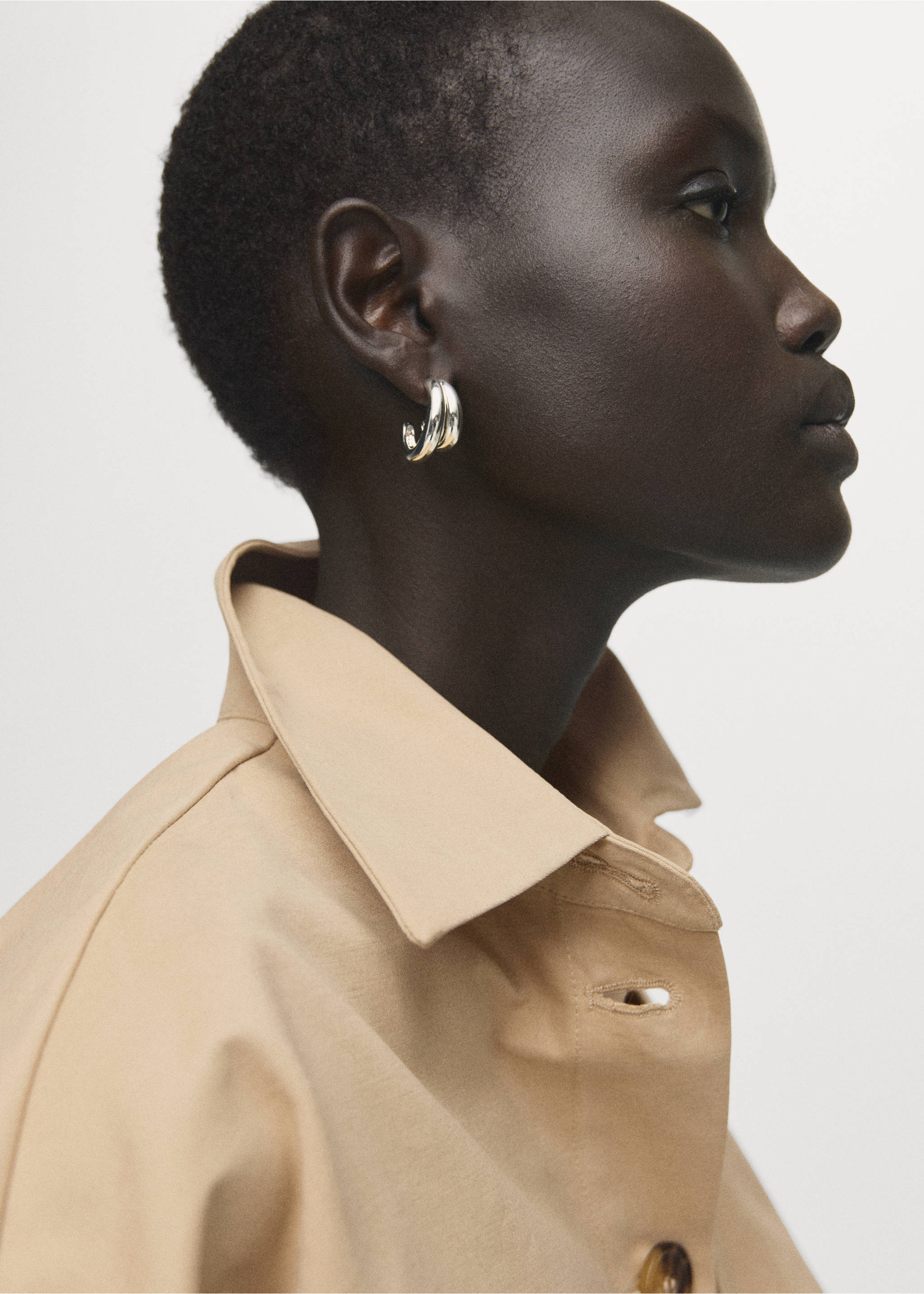 Cape-style cropped trench coat - Details of the article 1, Medium Brown. Ref: 17071143-00.