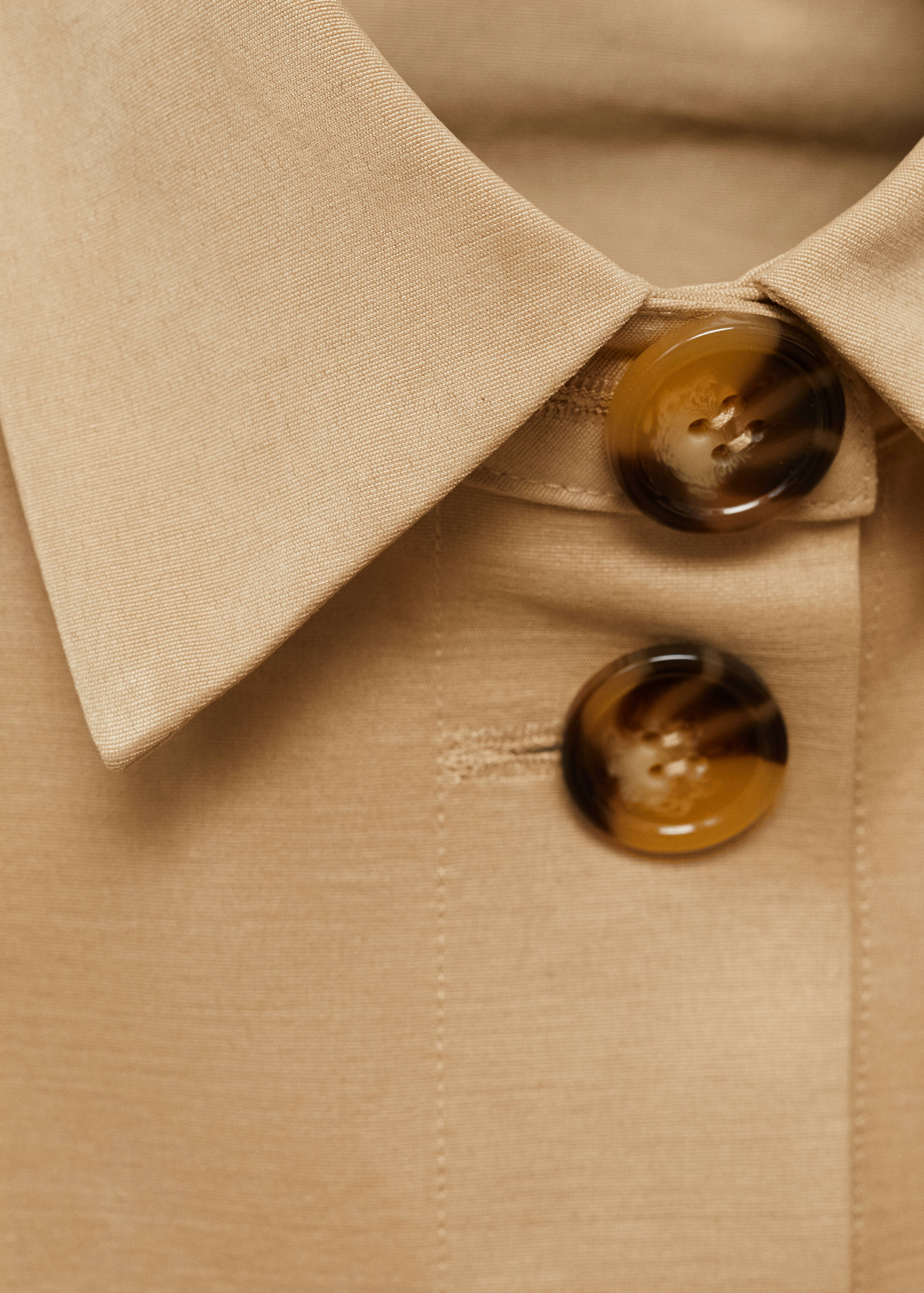 Cape-style cropped trench coat - Details of the article 8