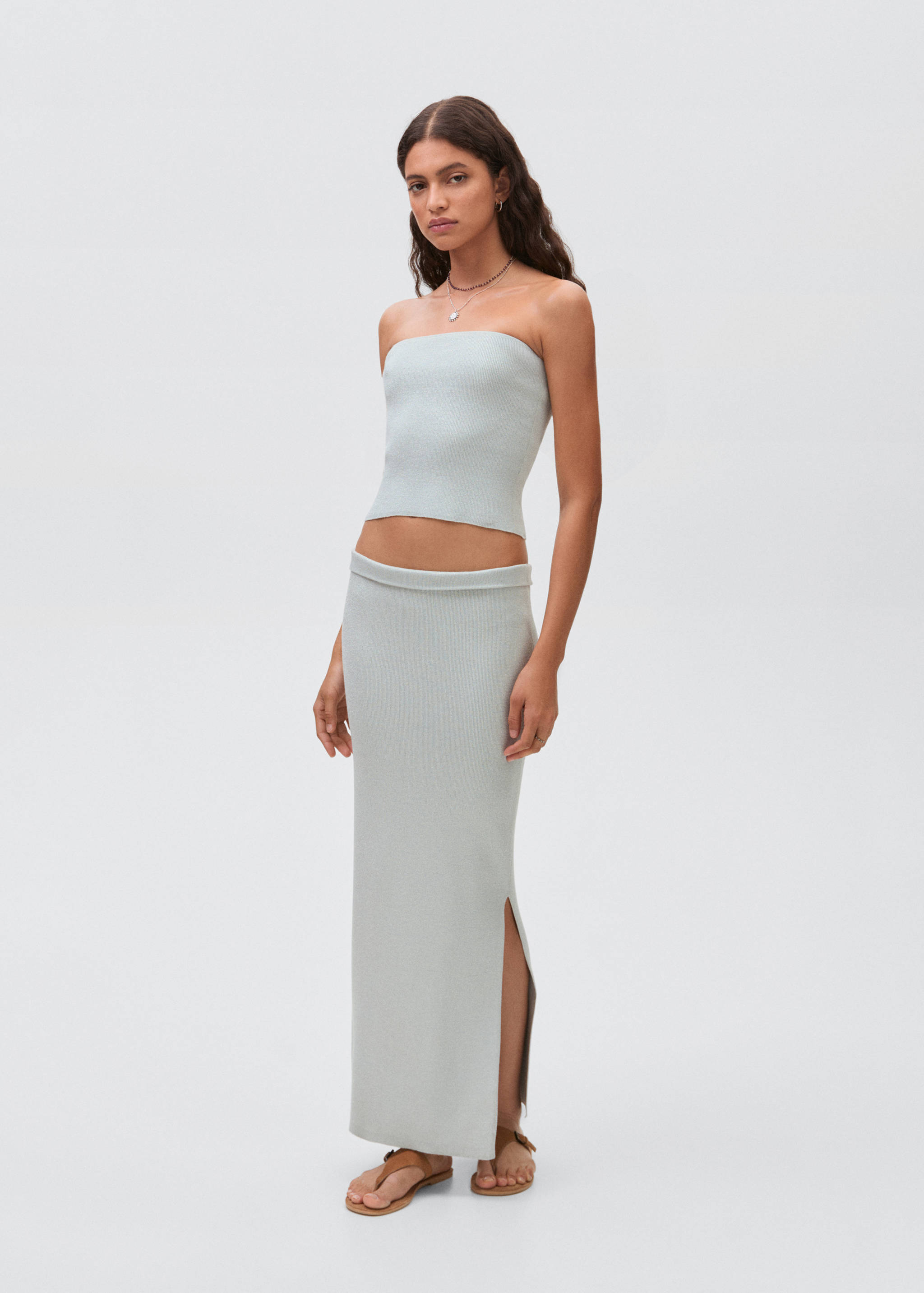 Long knitted skirt - General plane