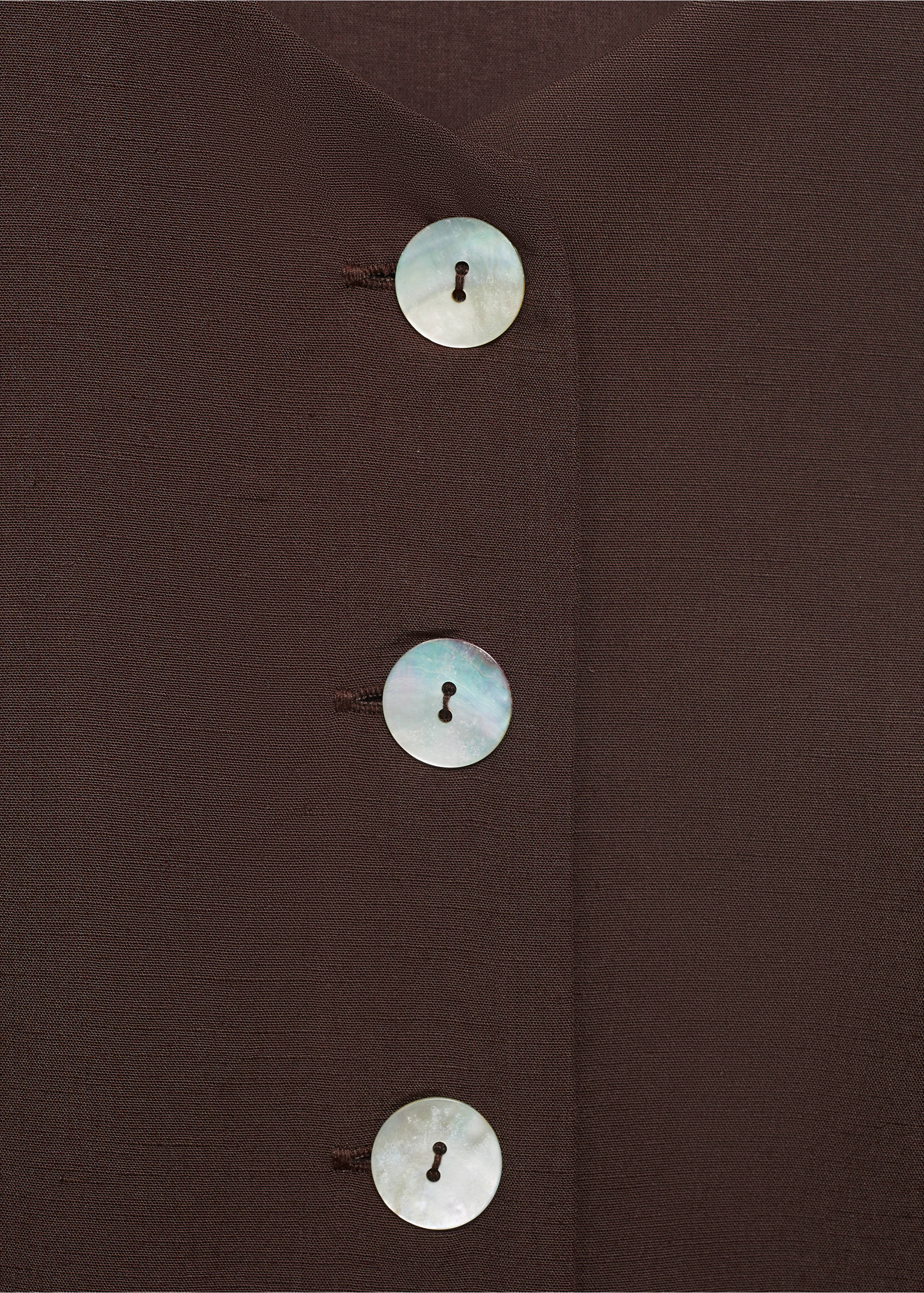Suit waistcoat with buttons - Details of the article 8, Brown. Ref: 17071152-00.
