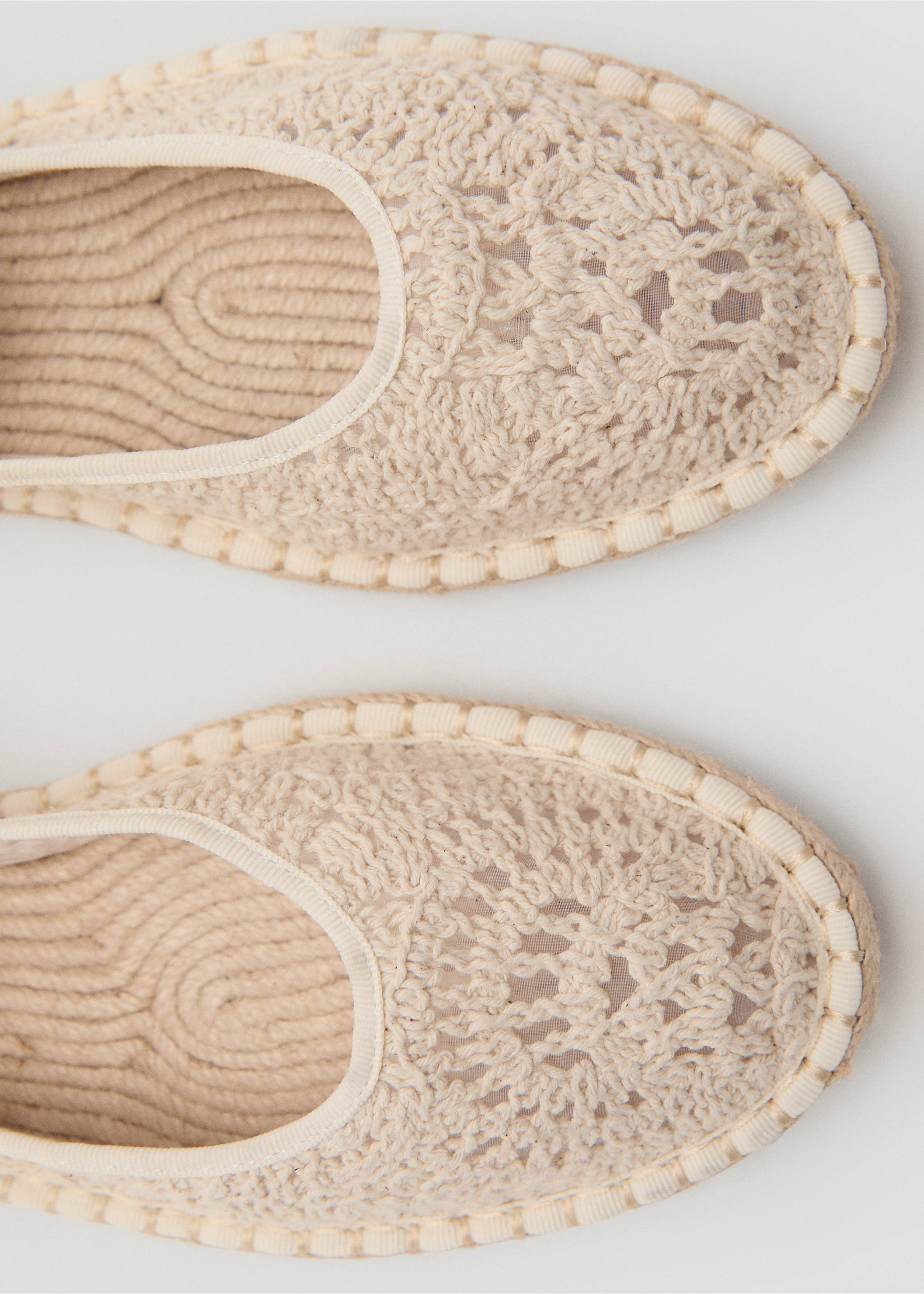 Crochet ballet flats - Details of the article 1, Ecru. Ref: 17071154-00.