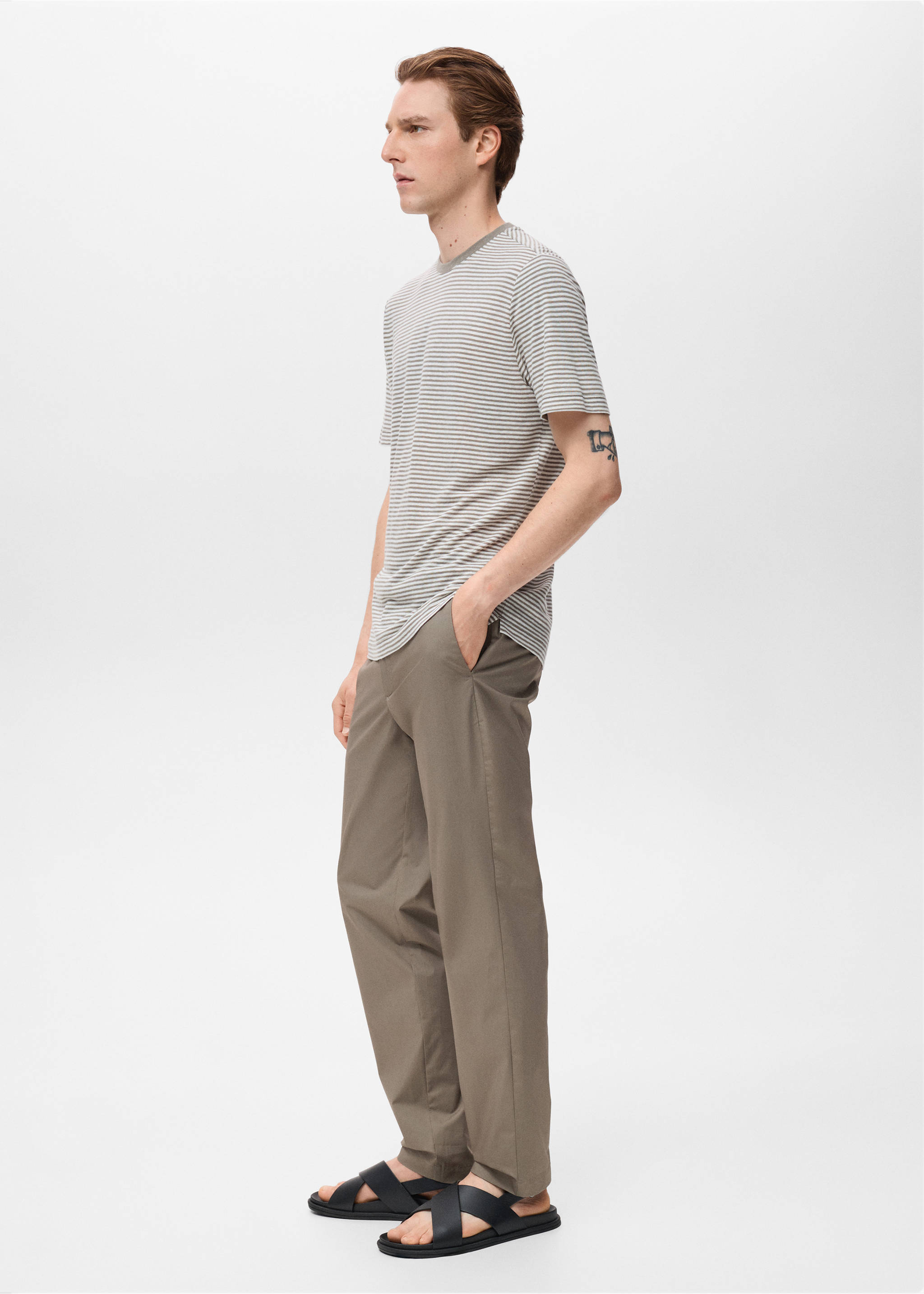 100% slim-fit cotton trousers - Details of the article 2, Brown. Ref: 17071161-00.