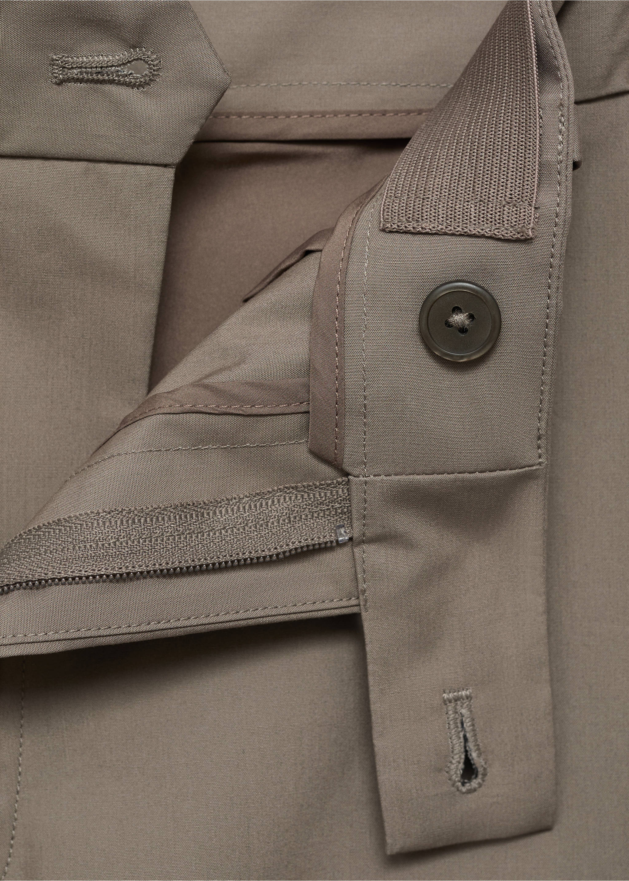 100% slim-fit cotton trousers - Details of the article 8, Brown. Ref: 17071161-00.