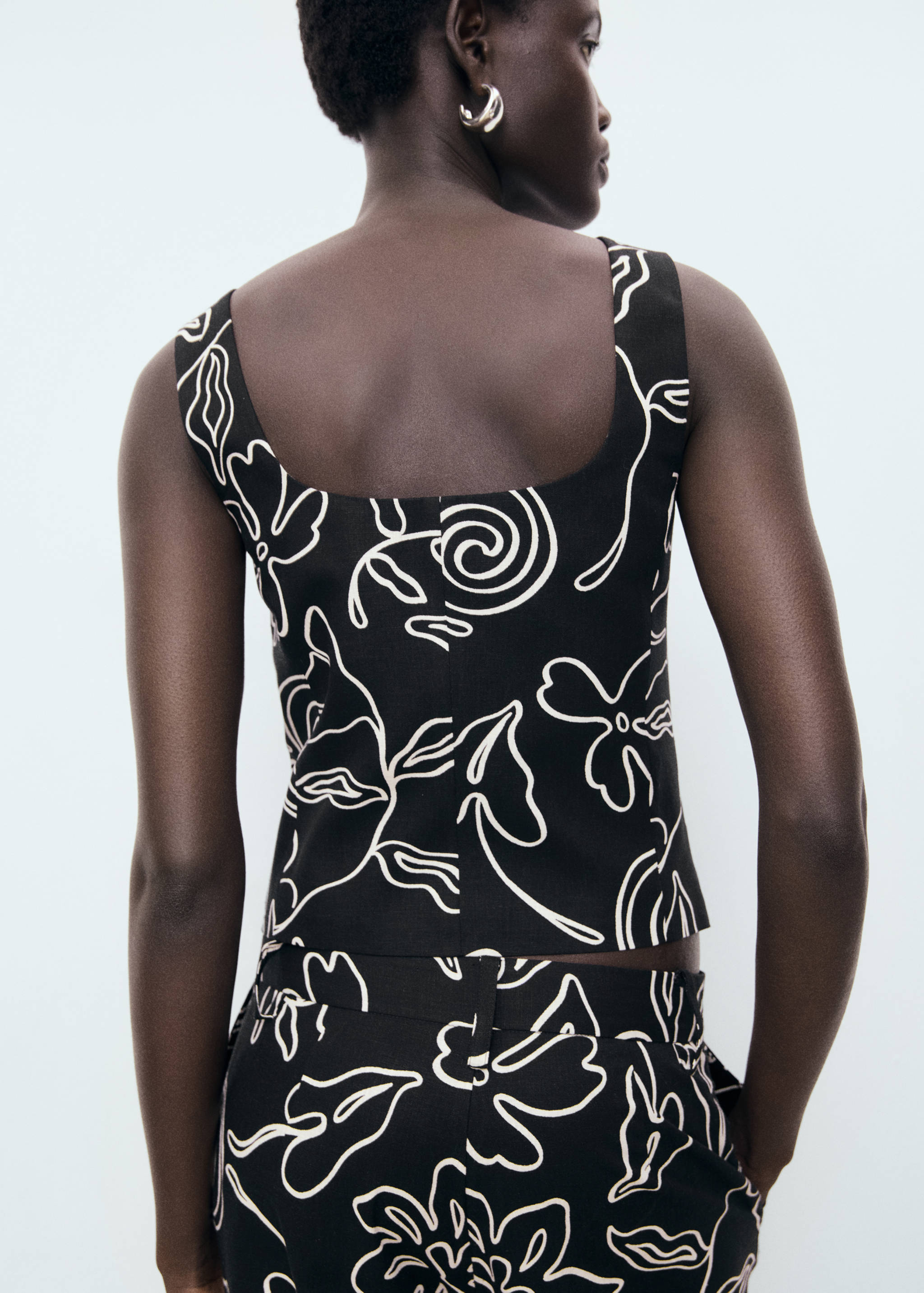 Chaleco traje lino estampado floral - Reverso del artículo