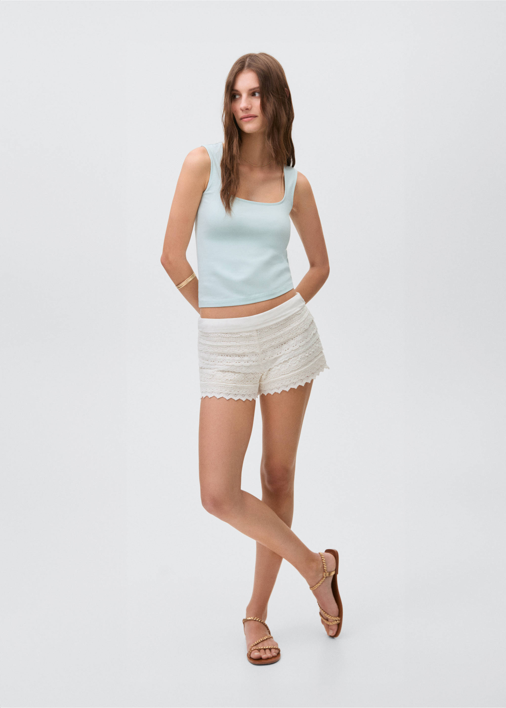 Crochet shorts with ruffles - General plane, Off White. Ref: 17071164-00.