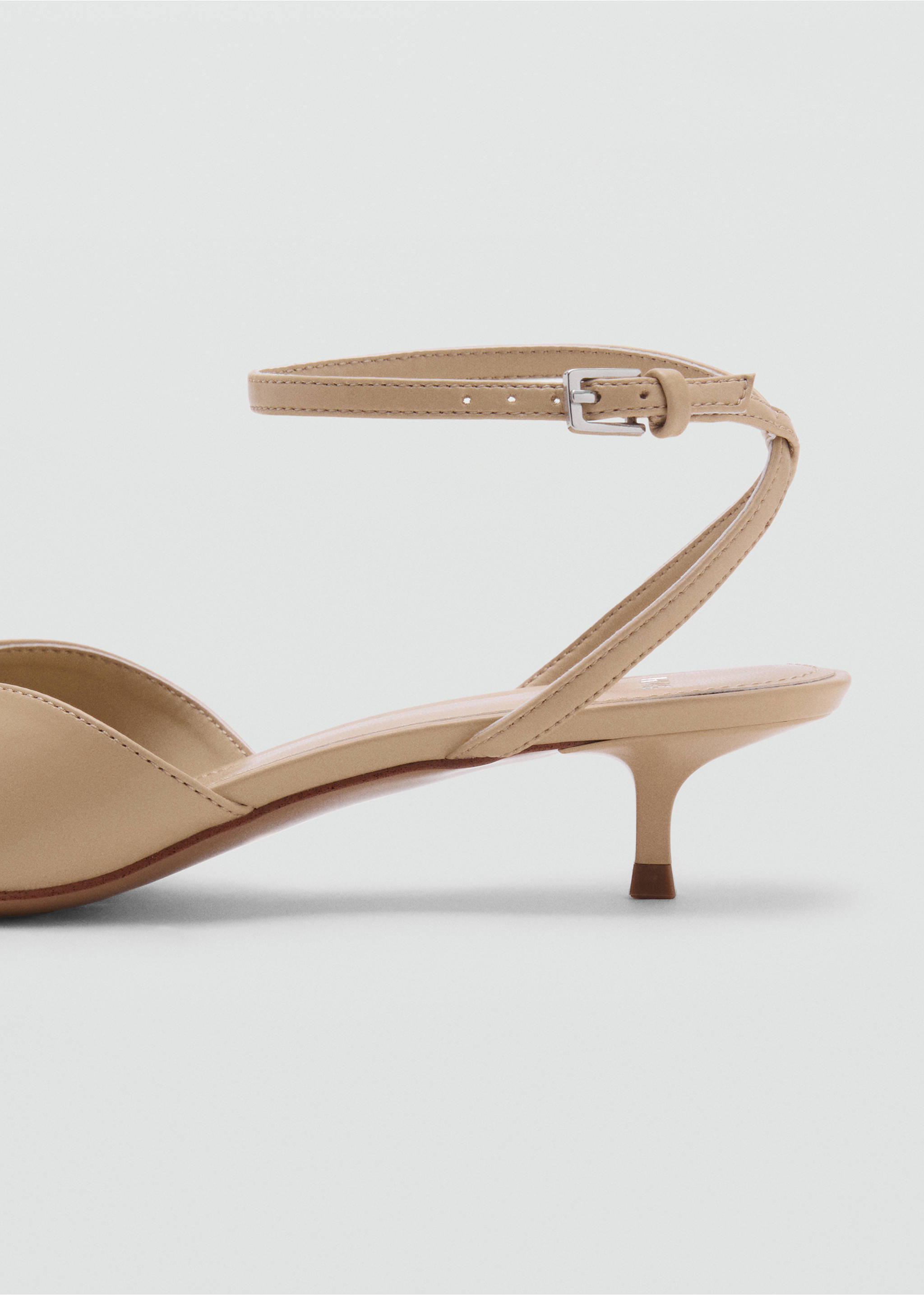 Pumps mit Kordel - Detail des Artikels 2, Nude. Ref: 17071173-00.