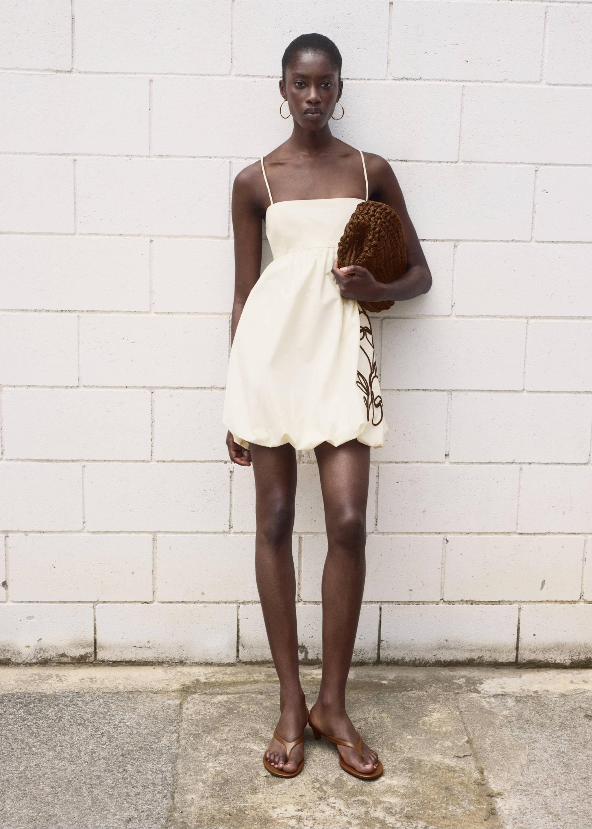 Balloon dress with embroidered flowers - General plane, Off White. Ref: 17071178-00.
