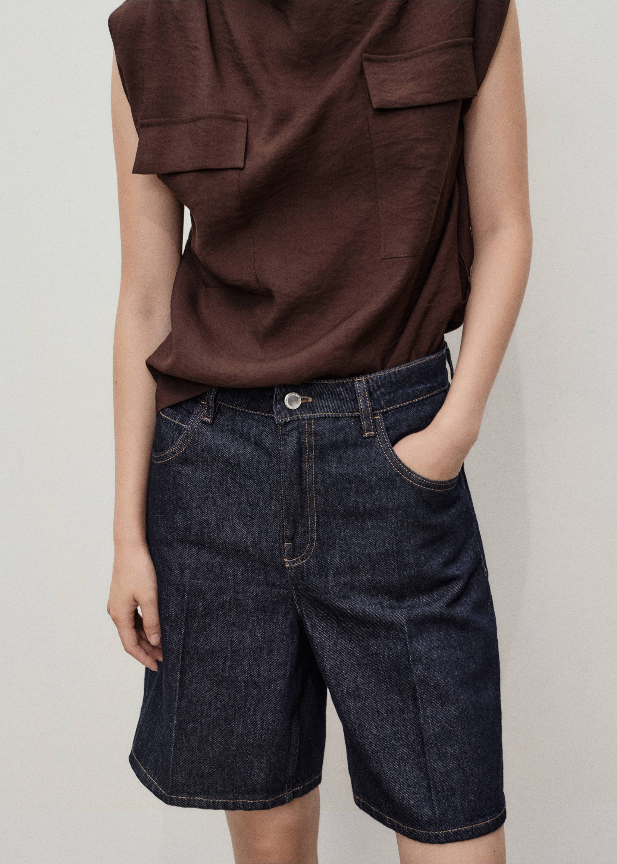 High-waist rinse-wash denim shorts - Medium plane, Open Blue. Ref: 17071181-00.