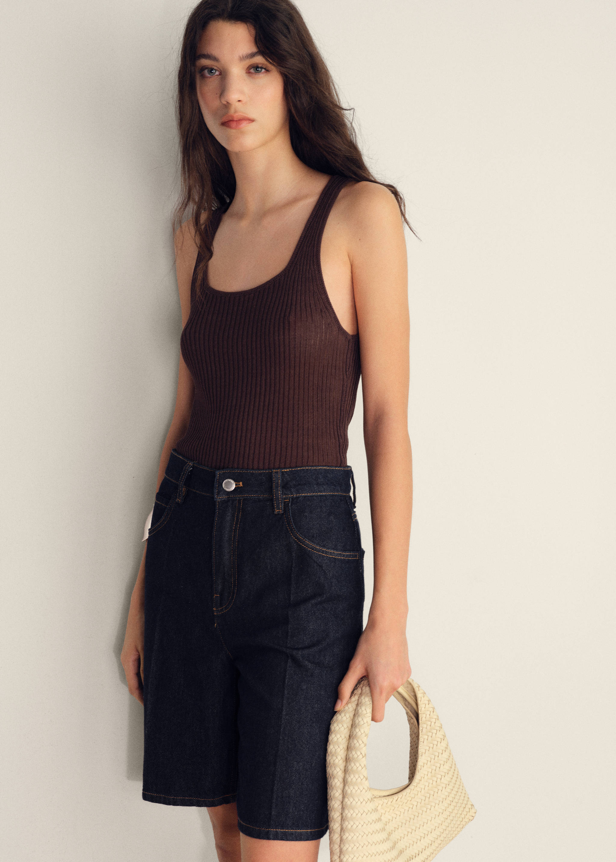 High-waist rinse-wash denim shorts - Details of the article 1