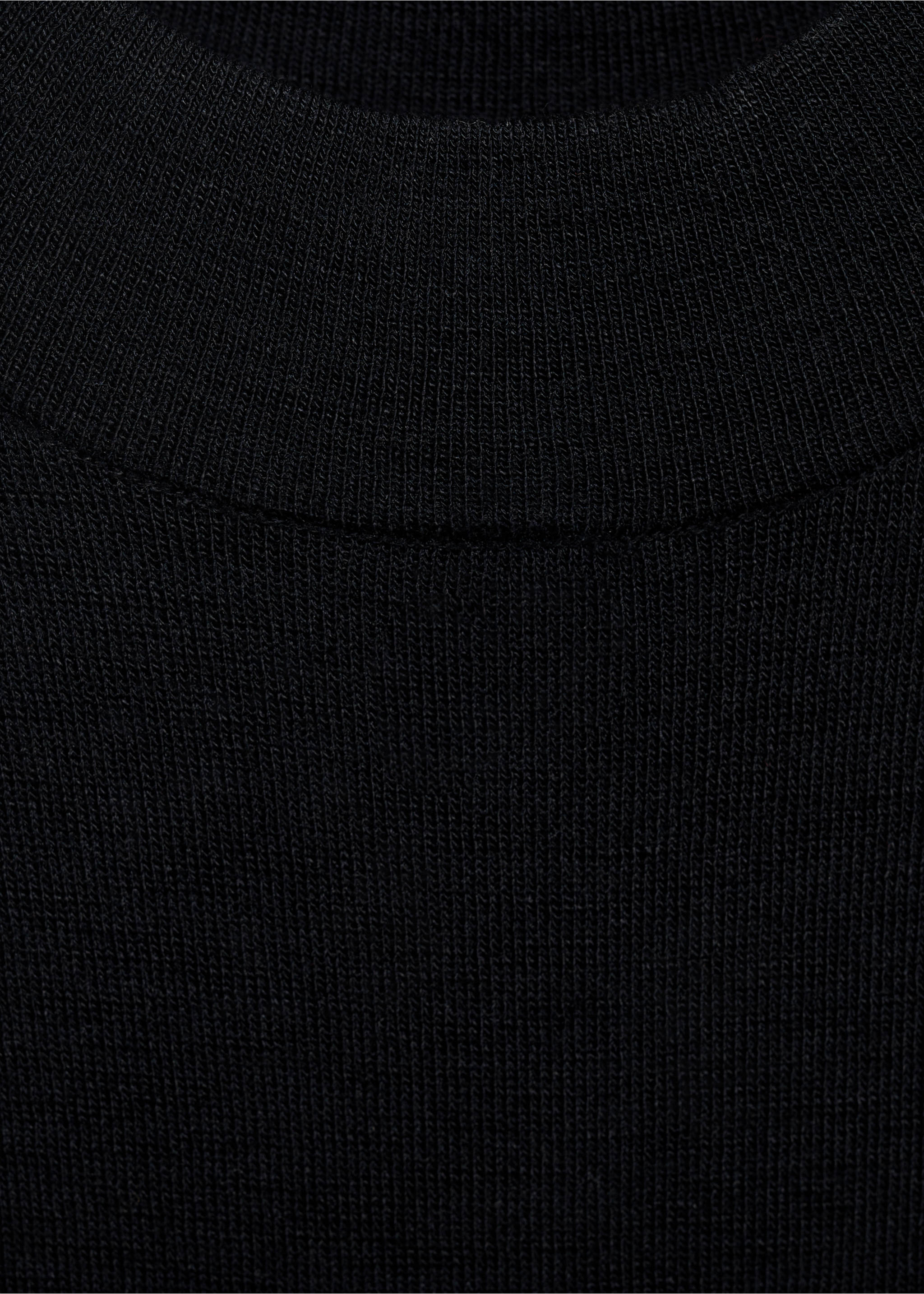 Fine-knit flared dress - Details of the article 8, Black. Ref: 17071186-00.