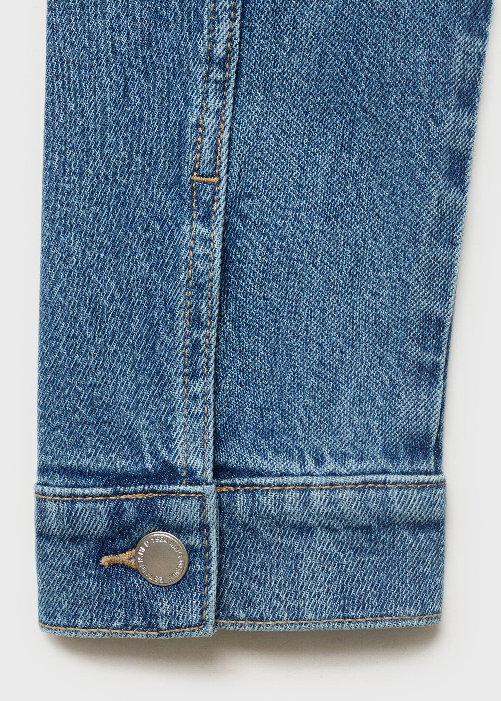 Pockets denim jacket - Details of the article 0