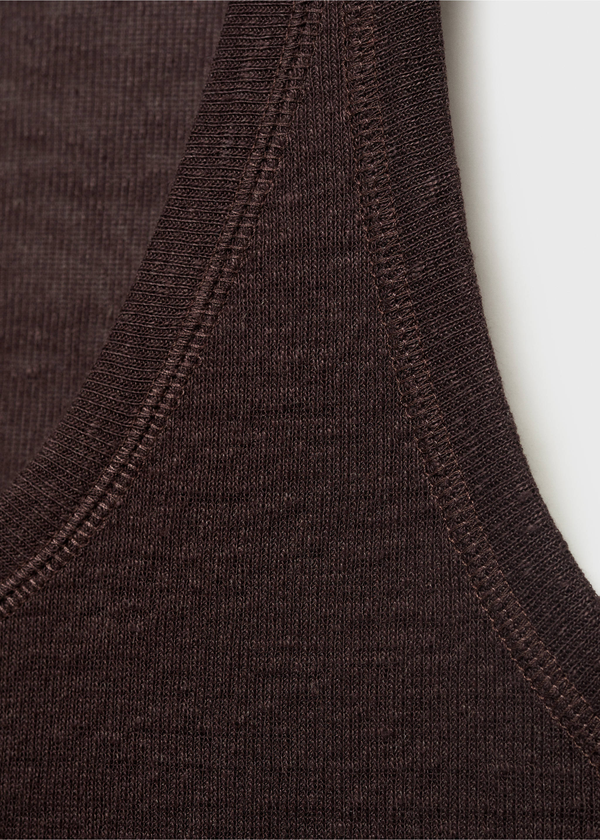 Linen top with sleeves - Details of the article 8, Brown. Ref: 17071204-00.