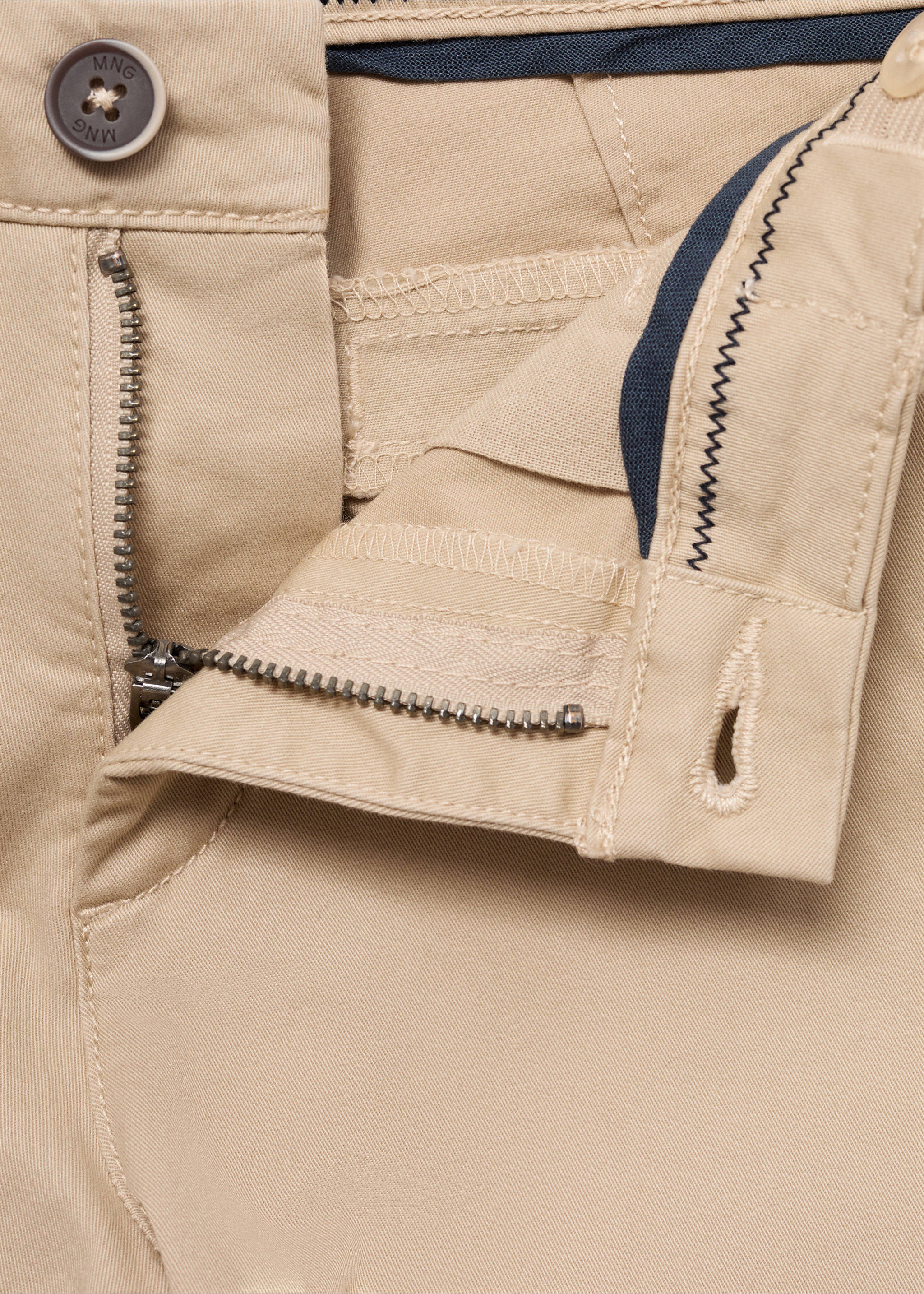 Plain chino pants - Details of the article 8, Sand. Ref: 17071219-00.