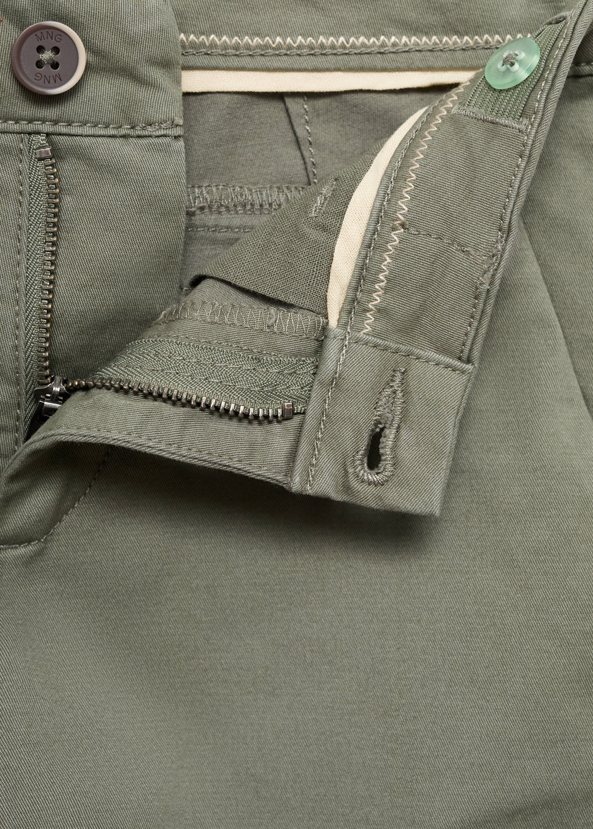 Pantalón chino liso - Detalle del artículo 8