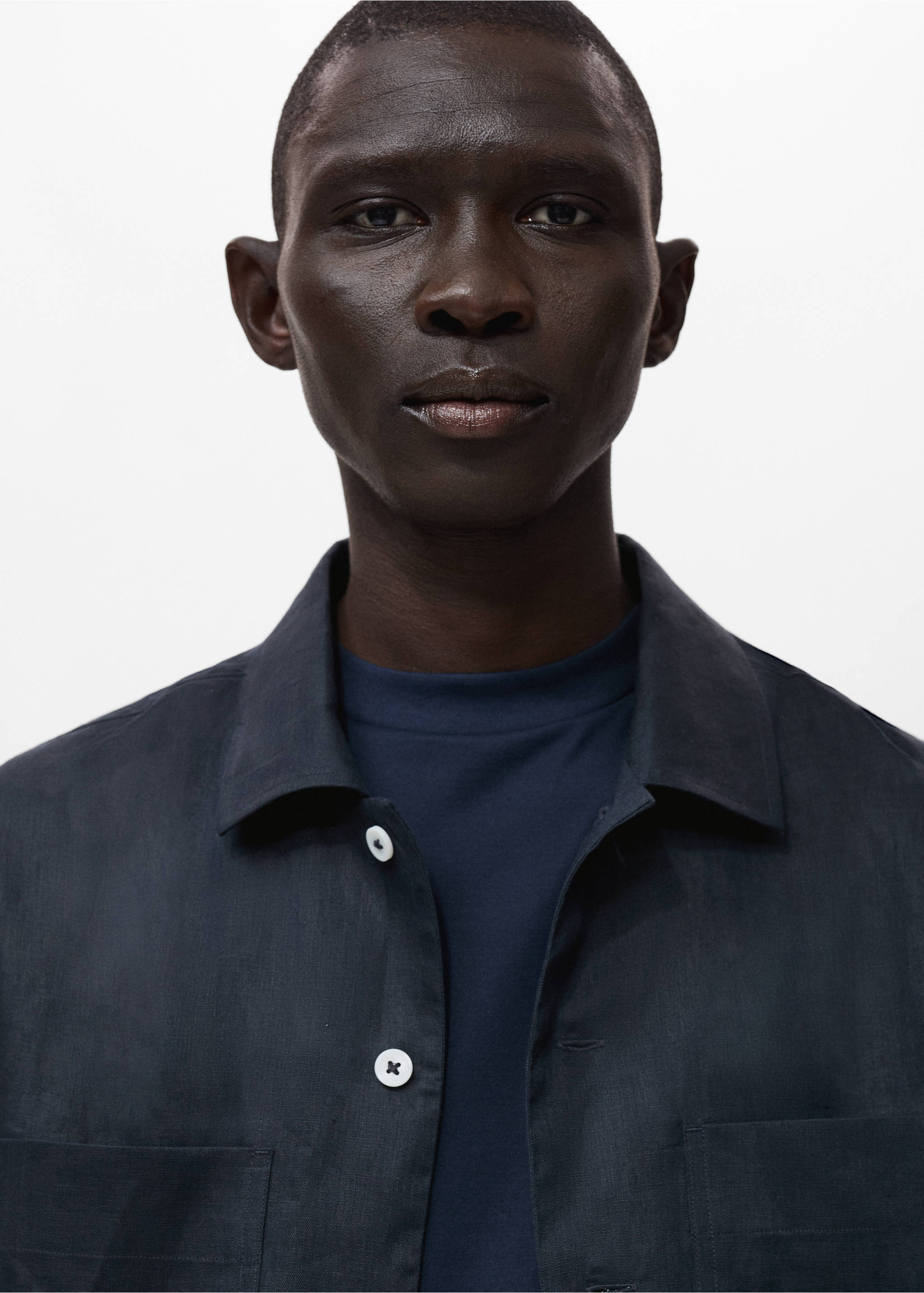 Surchemise 100 % lin légère - Détail de l'article 1, Bleu marine. Ref: 17071225-00.