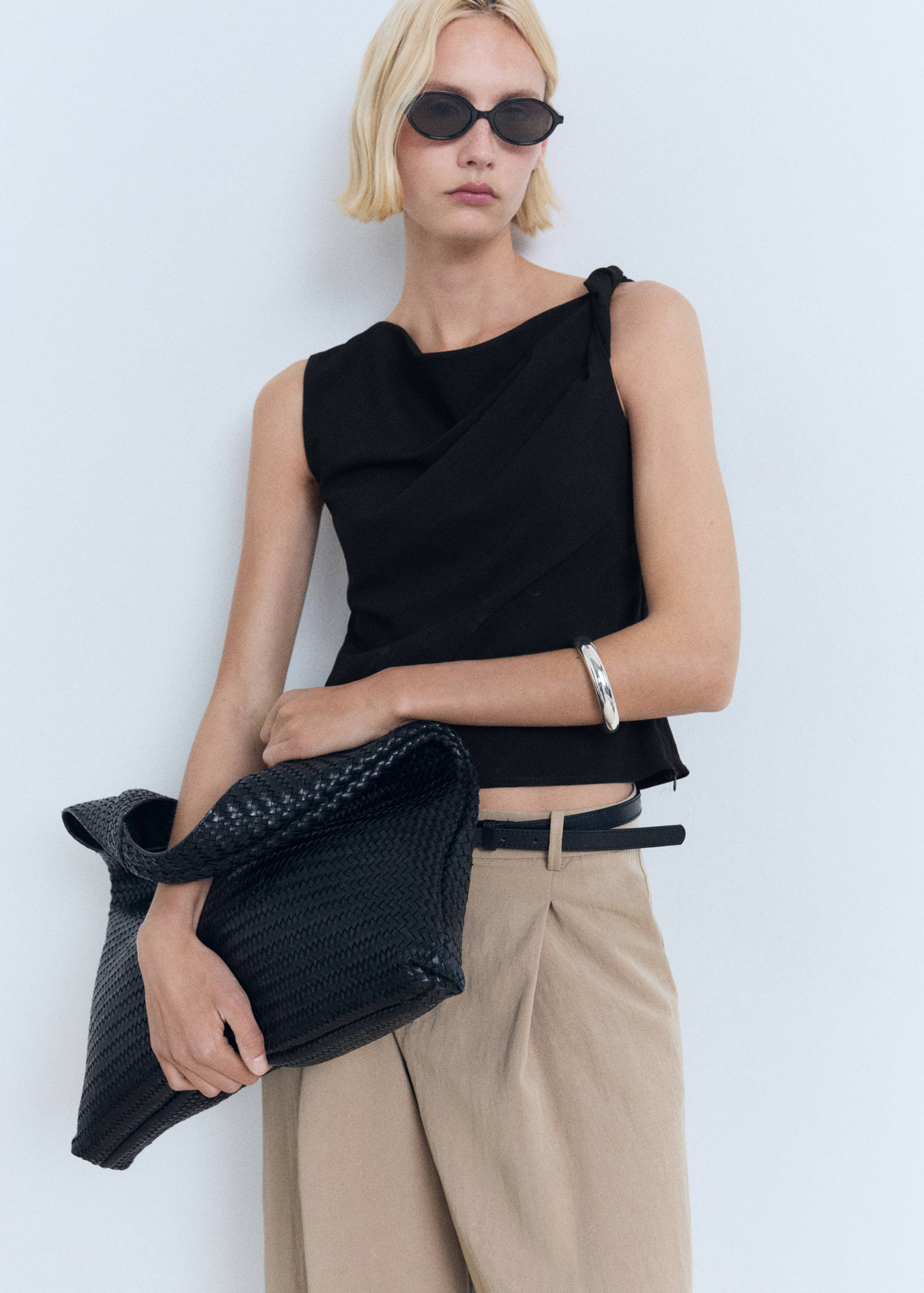 Asymmetrical draped top with straps - Details of the article 1