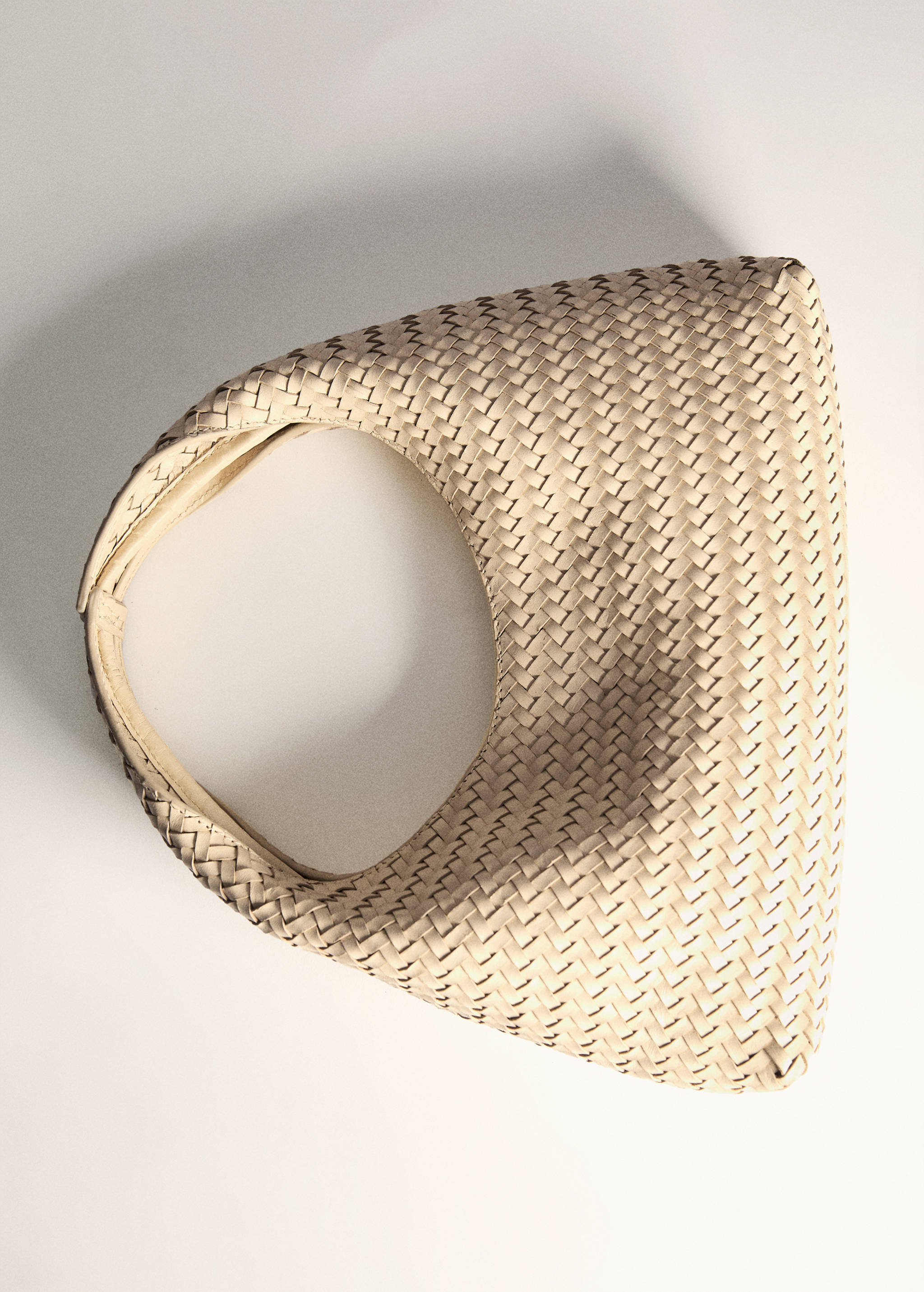 Mini braided leather bag - Details of the article 5