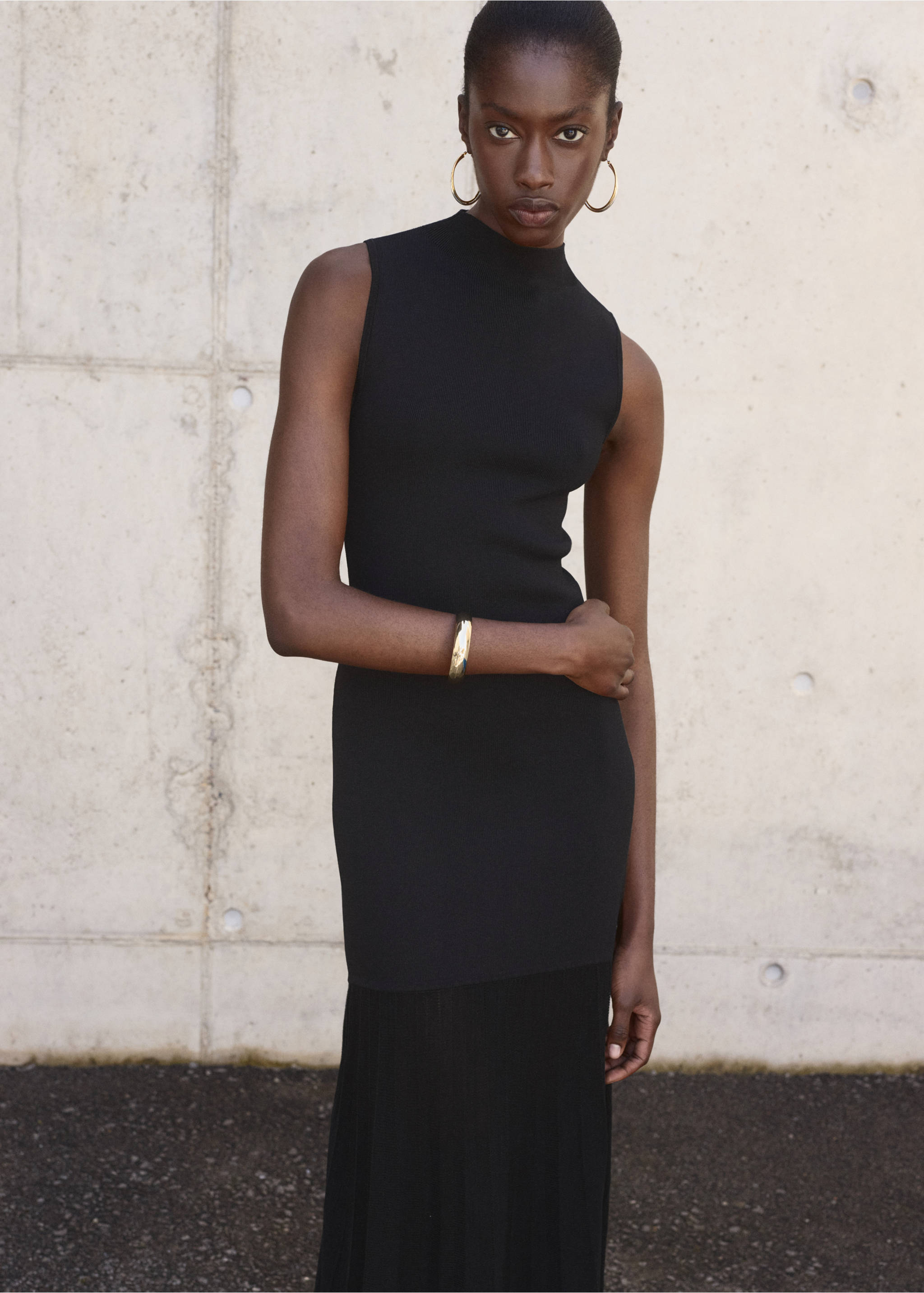 Combined dress with perkins collar - Medium plane, Black. Ref: 17071281-00.