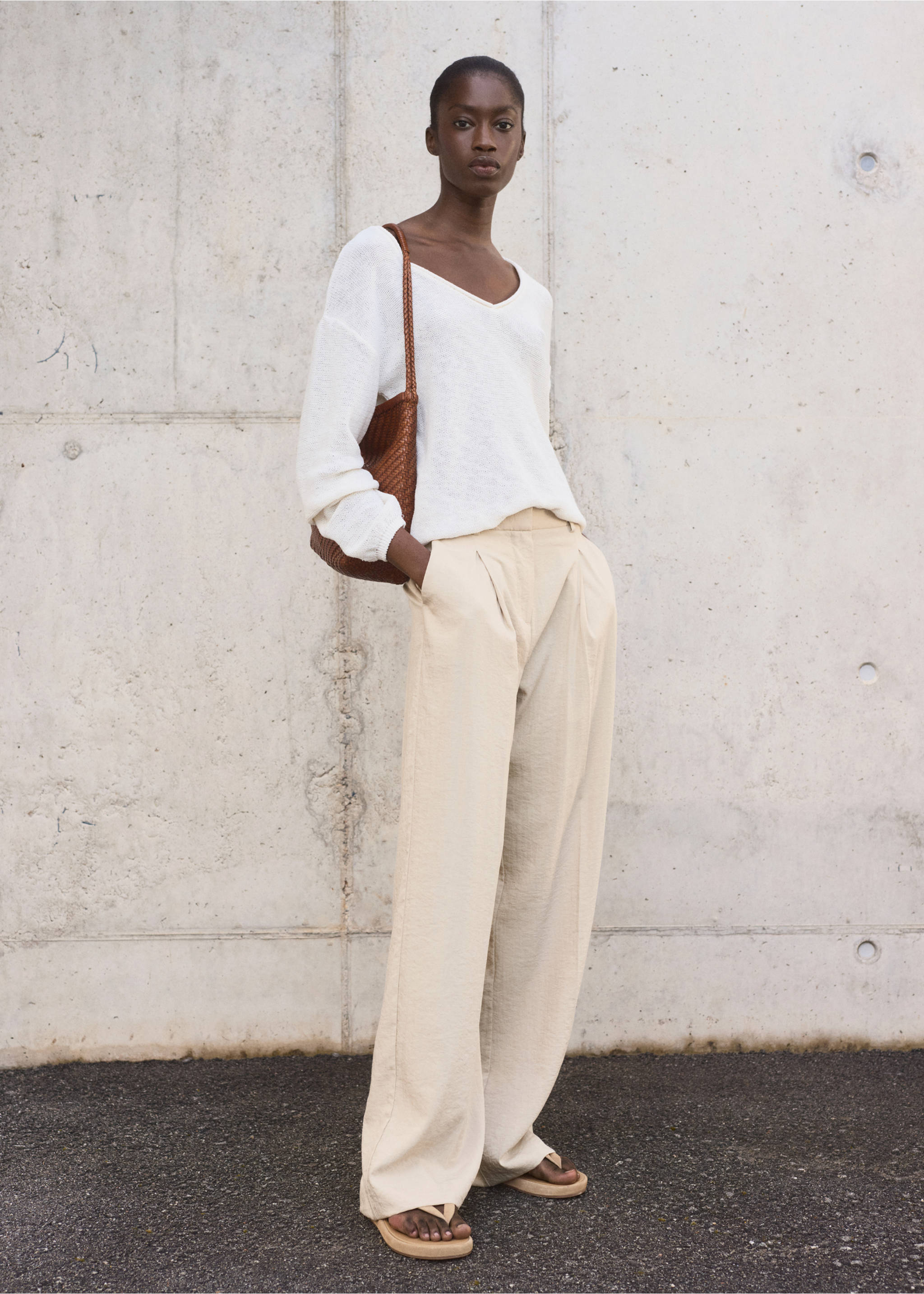 Pantalón wide leg pinzas - Plano general, Gris claro/pastel. Ref: 17071515-00.