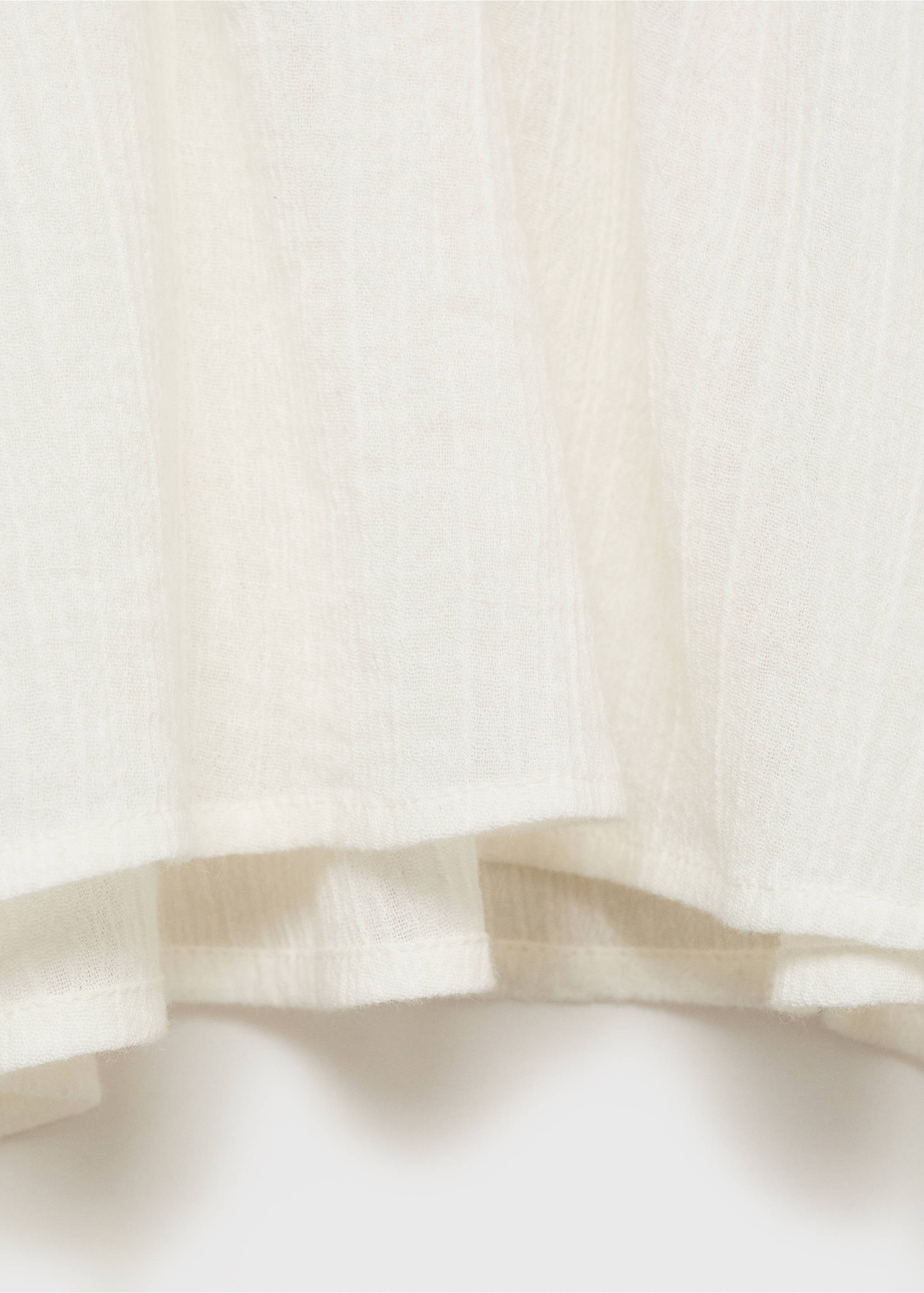 Top halter detall frunzit - Detall de l'article 8, Cru. Ref: 17071520-00.