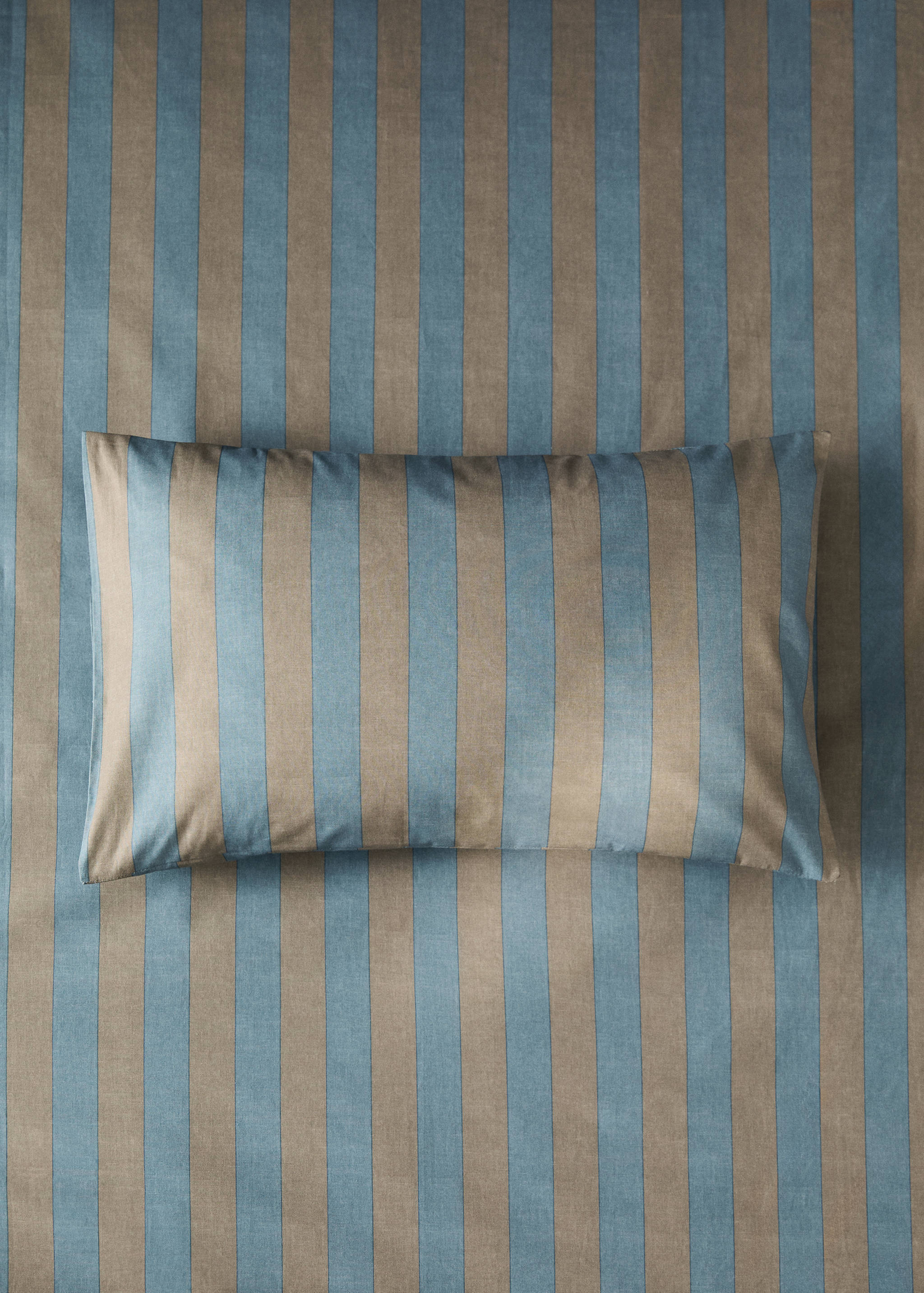 Dětský bavlněný povlak na polštář s proužky 30 x 50 cm - Celkový náhled