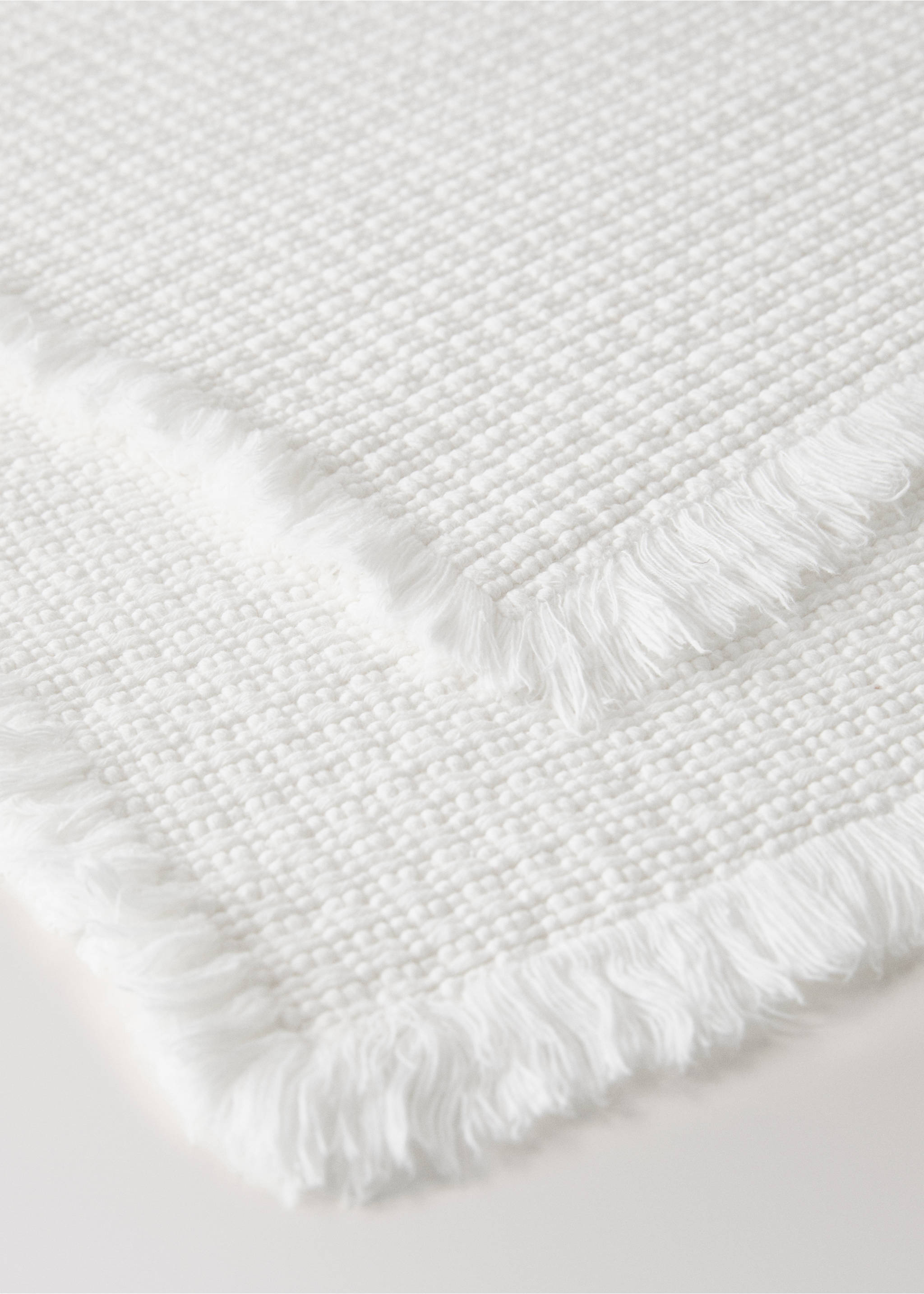 Cotton waffle bath rug - Details of the article 2, Off White. Ref: 17071552-00.