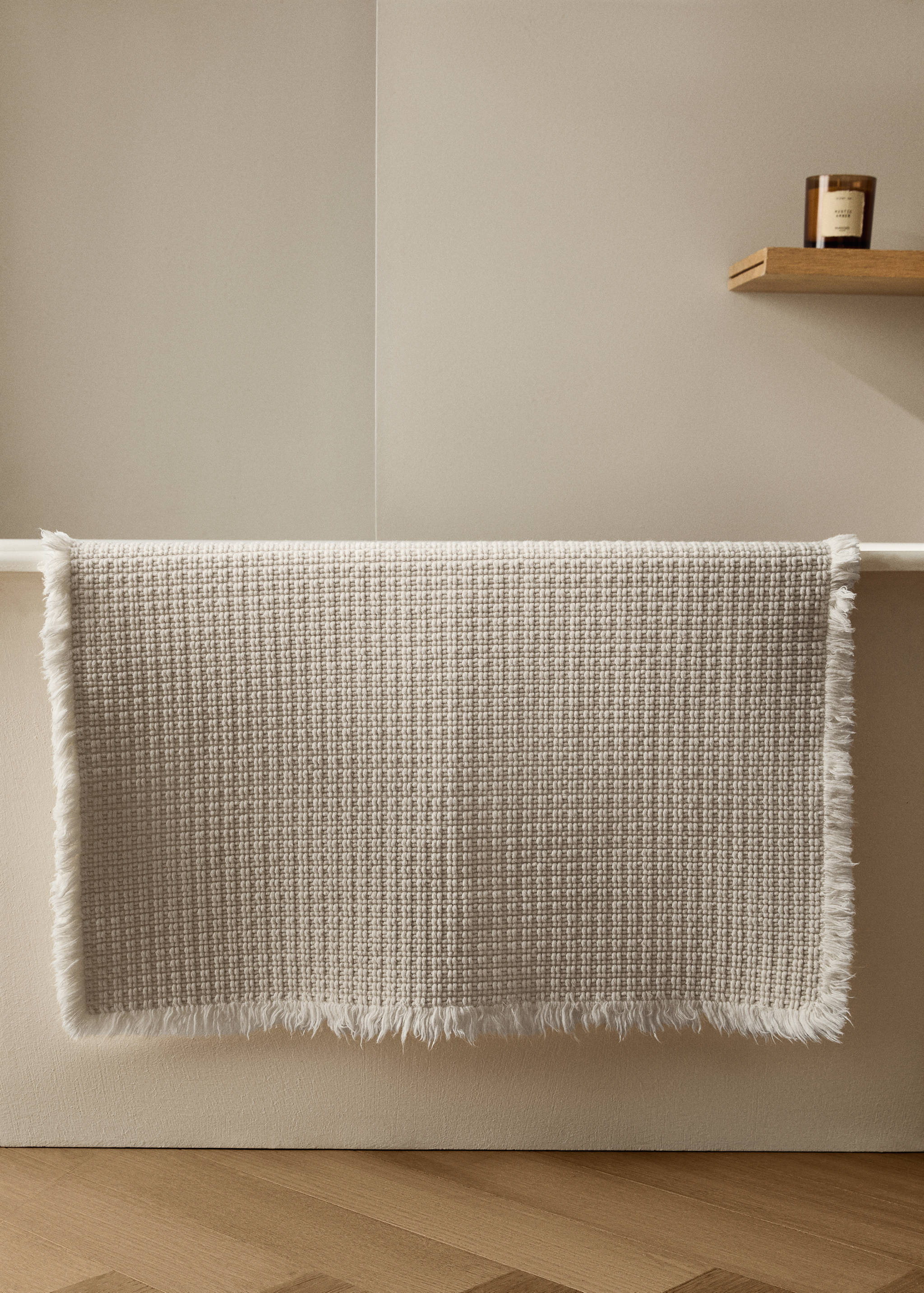 Cotton waffle bath rug - General plane