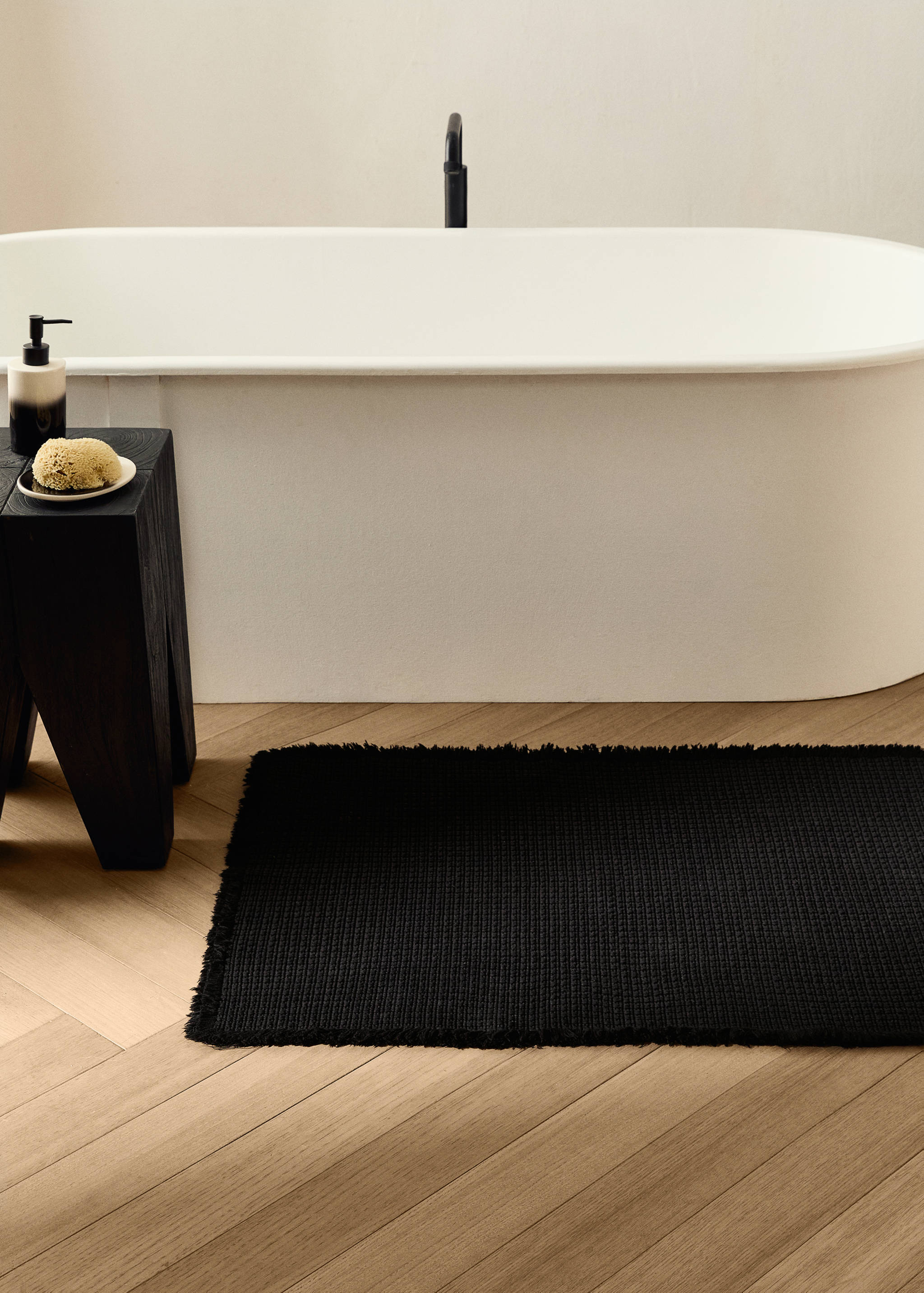Cotton waffle bath rug - General plane