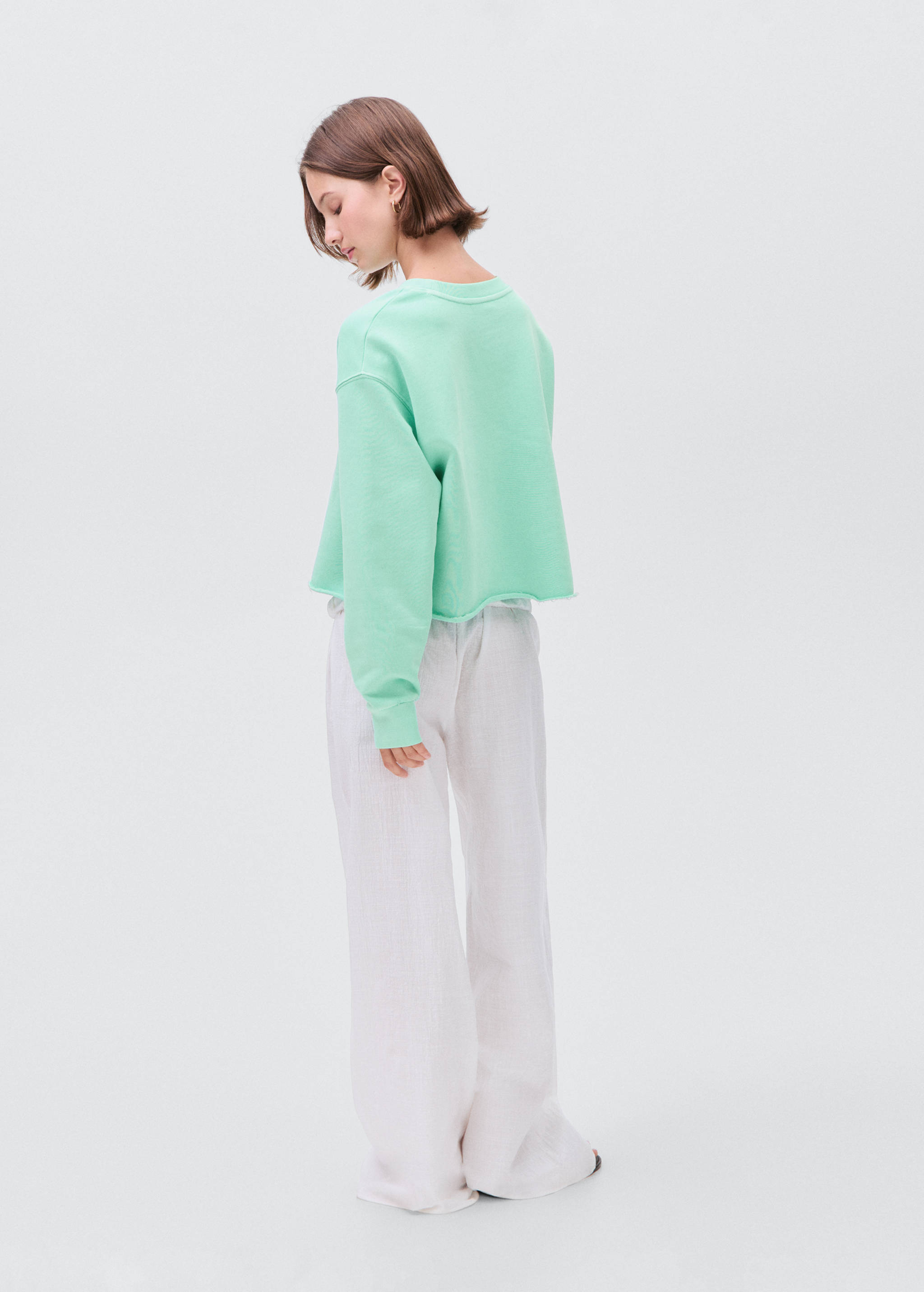 Sweat finition sans couture - Verso de l’article