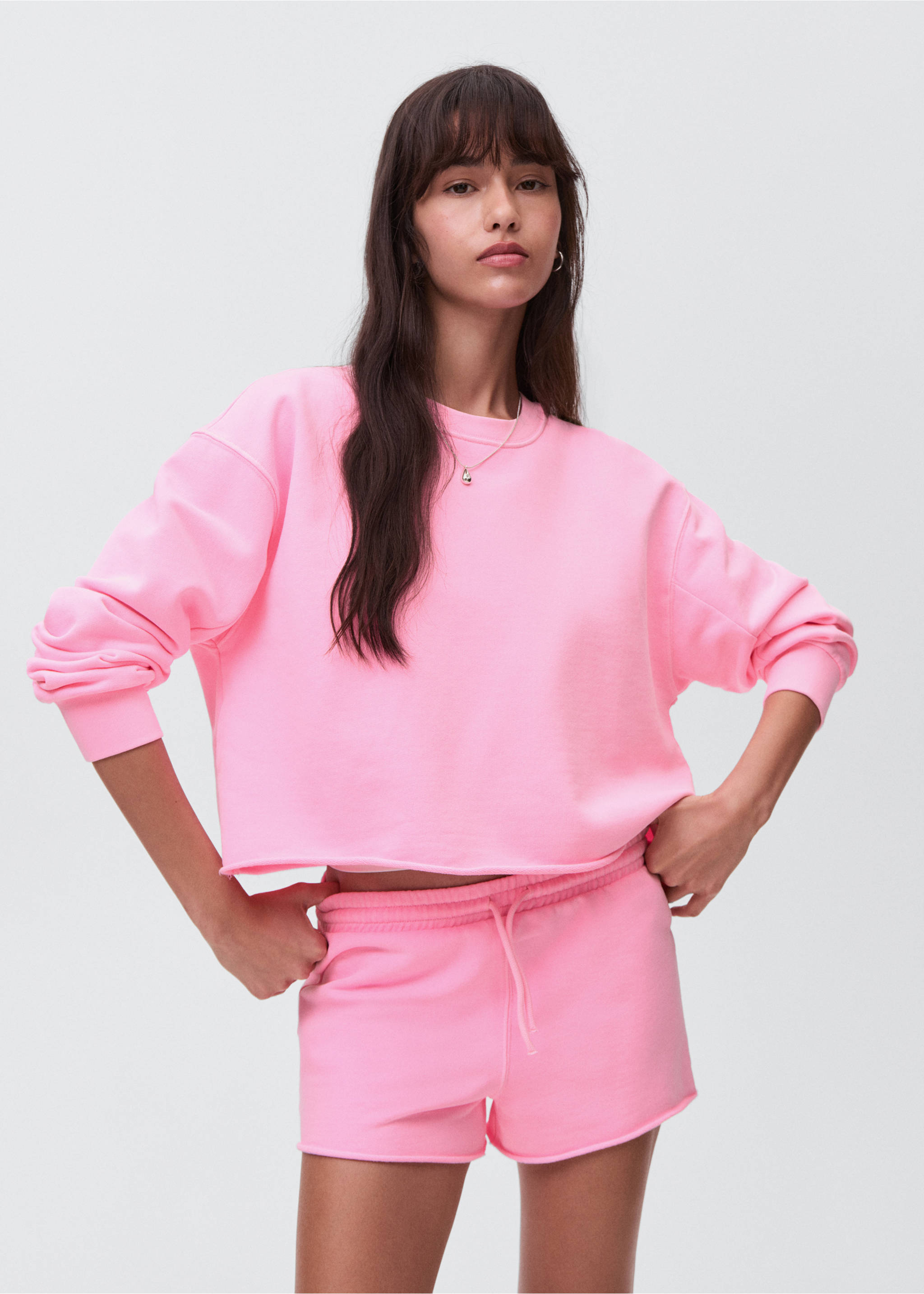 Sweatshirt with seamless finish - Medium plane, Neon Pink. Ref: 17071553-00.