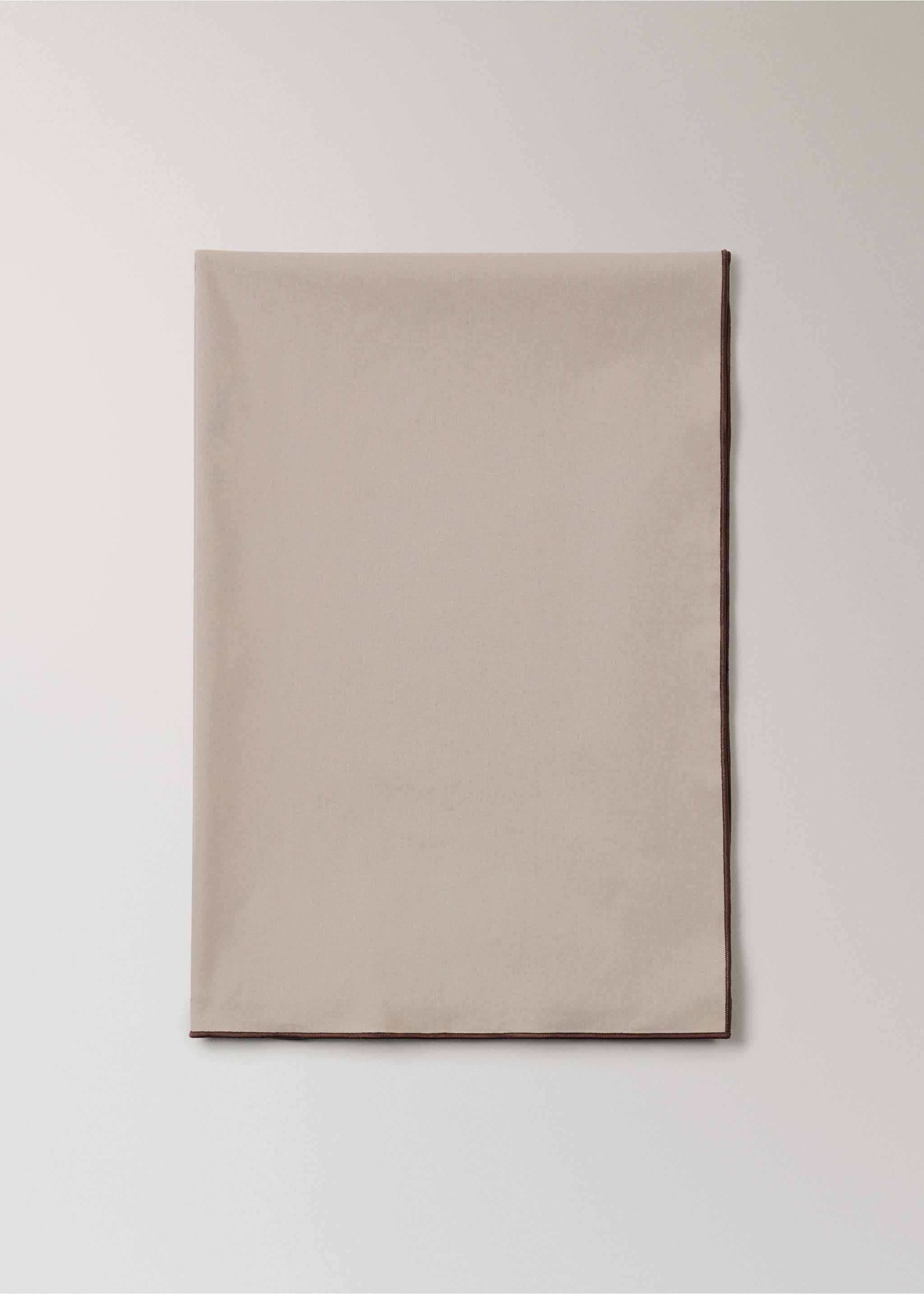 Nappe en coton enduit overlock pour 6 à 8 convives - Article sans modèle, Marron clair/pastel. Ref: 17071585-00.