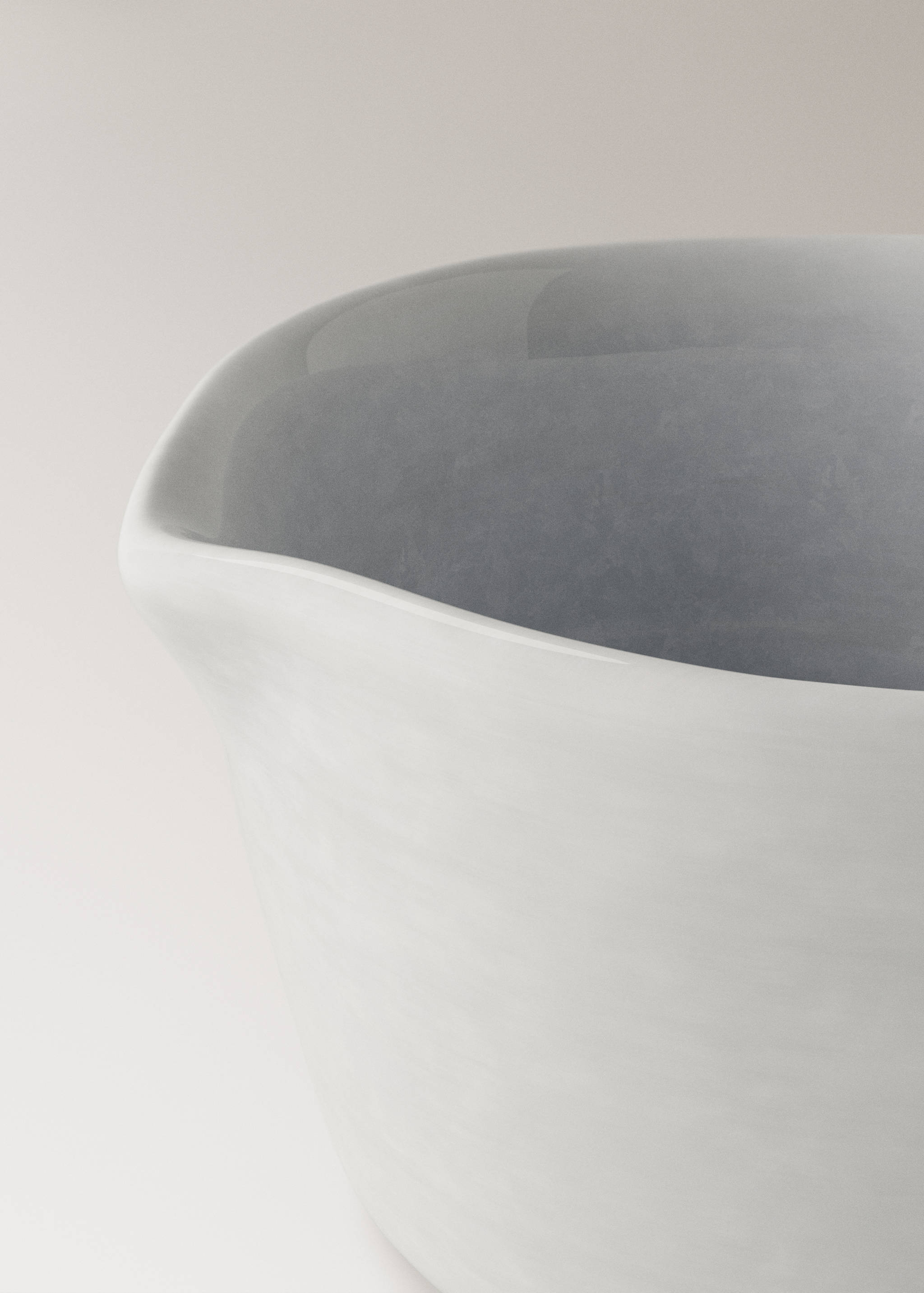 Earthenware saucepan with handle and design - Details of the article 2